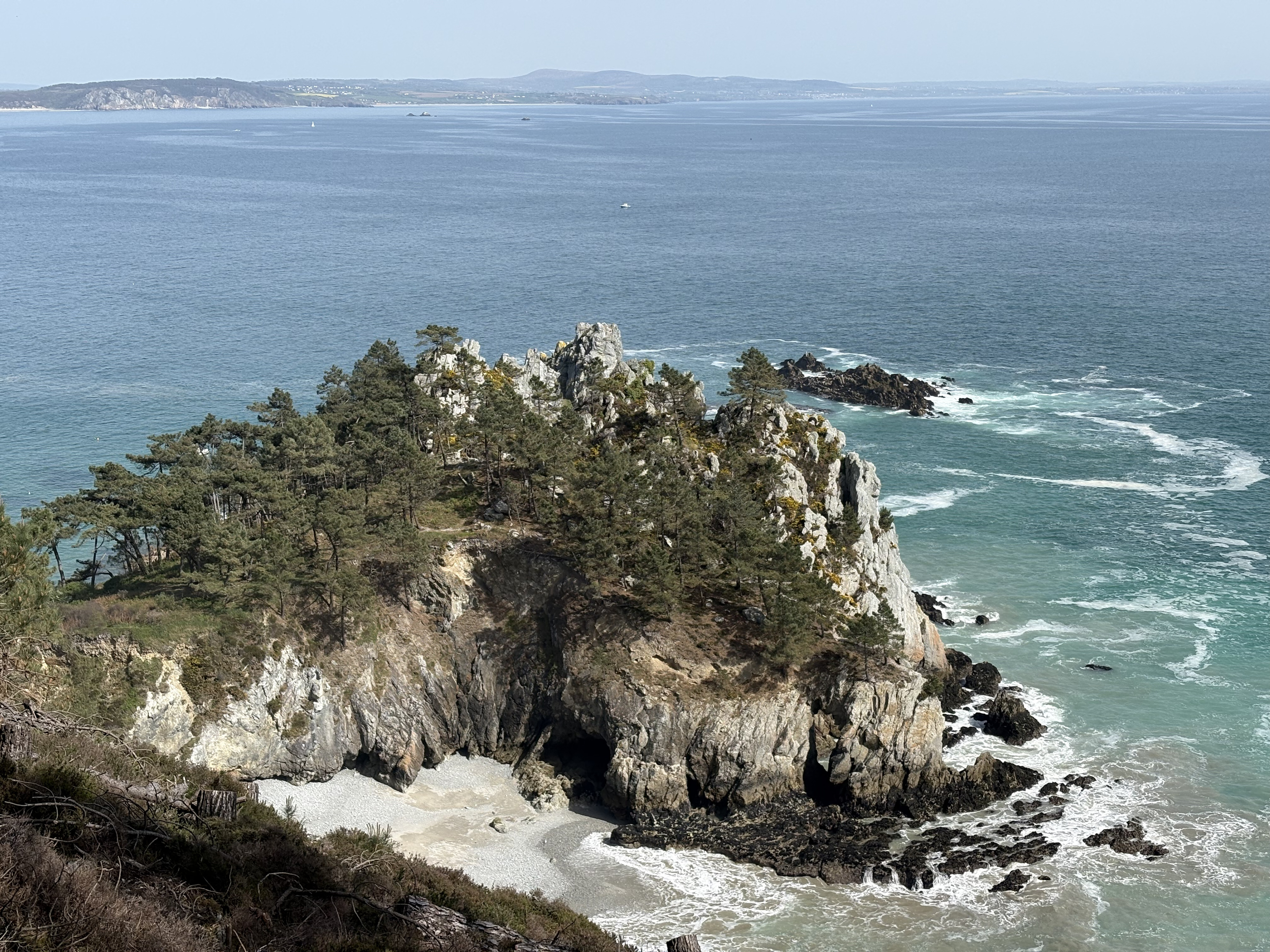 Picture France Crozon Ile Vierge Beach 2026-04 54 - Journey Ile Vierge Beach
