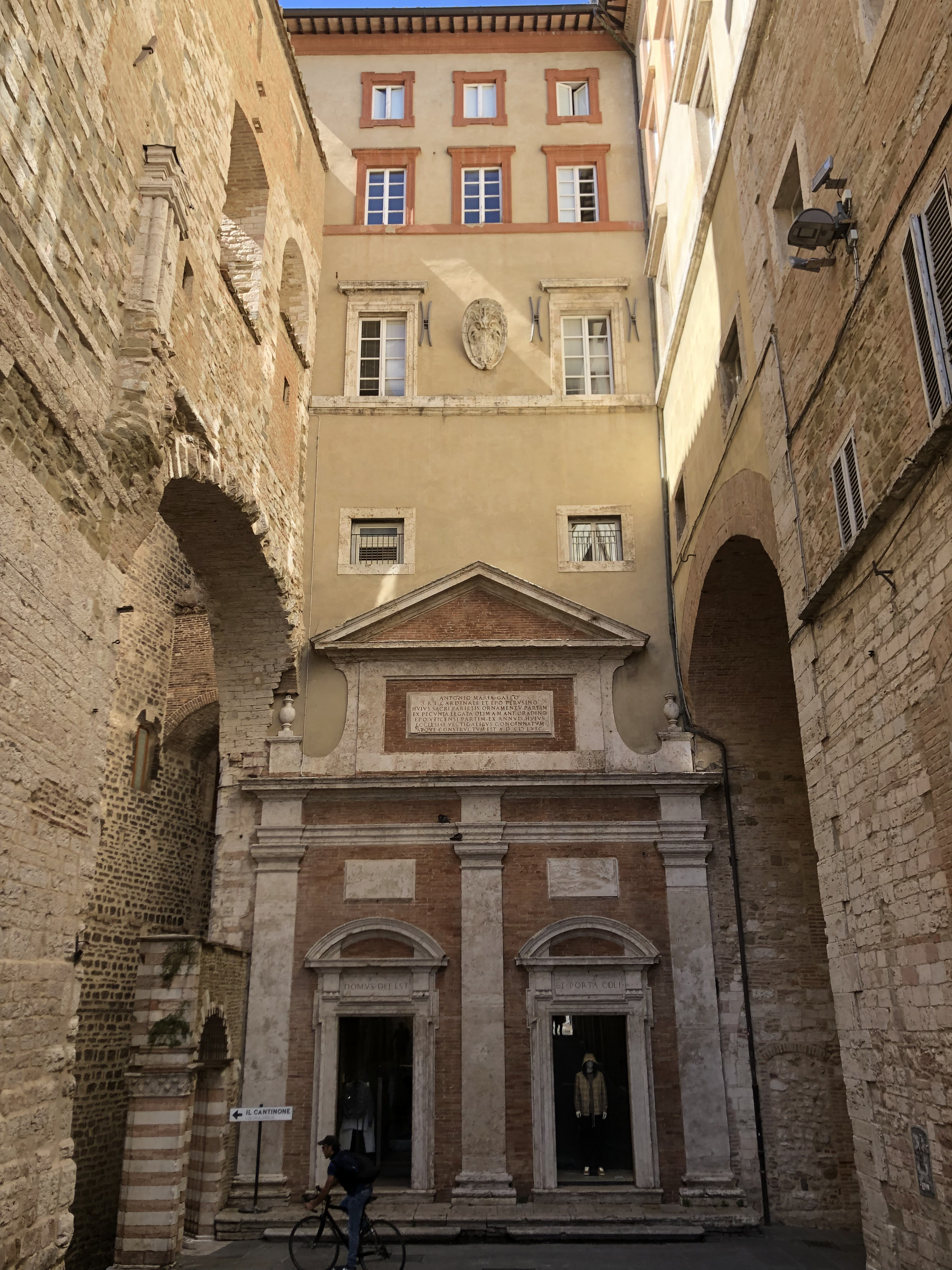 Picture Italy Perugia 2024-09 387 - History Perugia