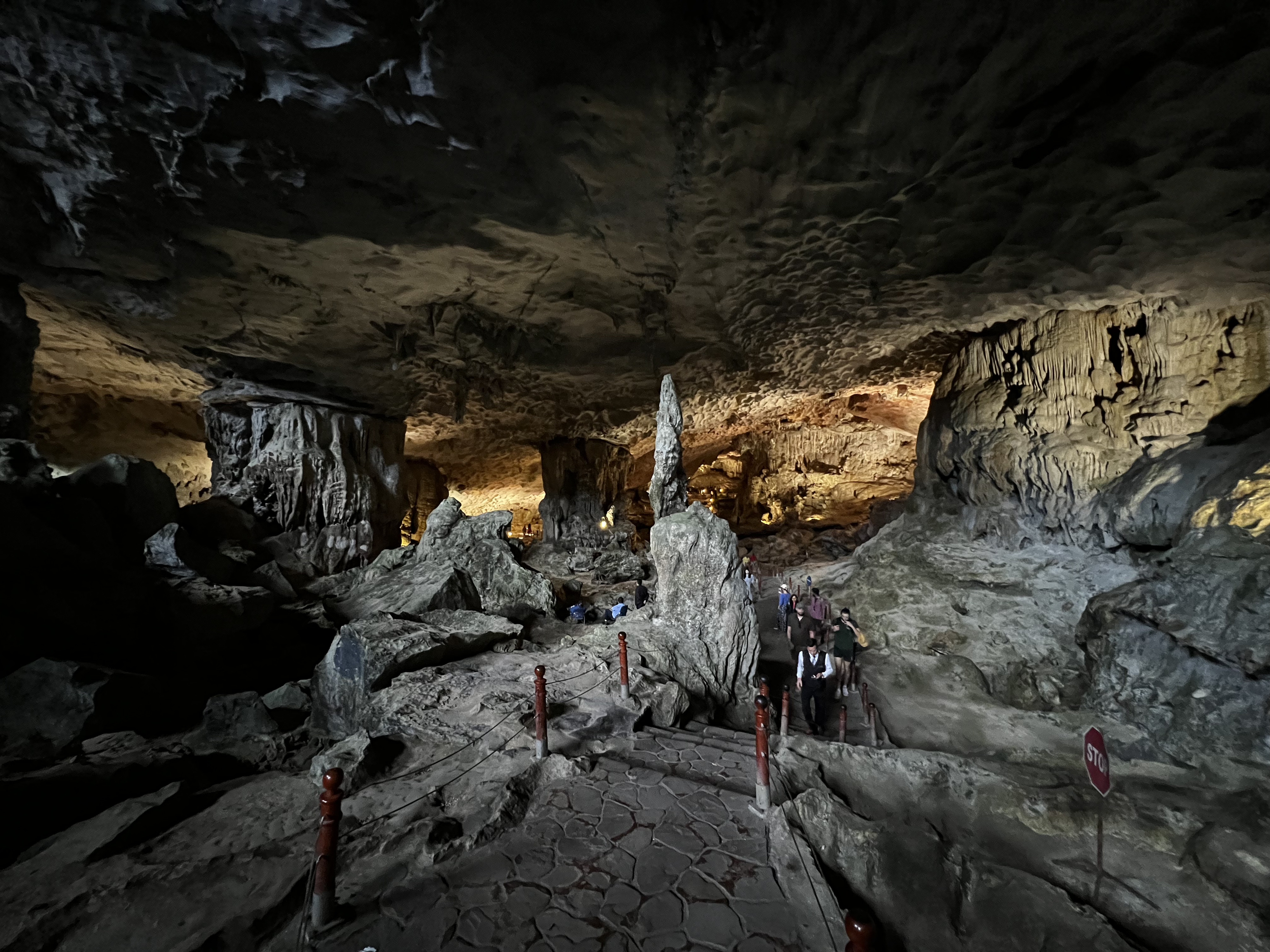 Picture Vietnam Ha Long Bay Sung Sot Cave 2024-01 50 - Discovery Sung Sot Cave