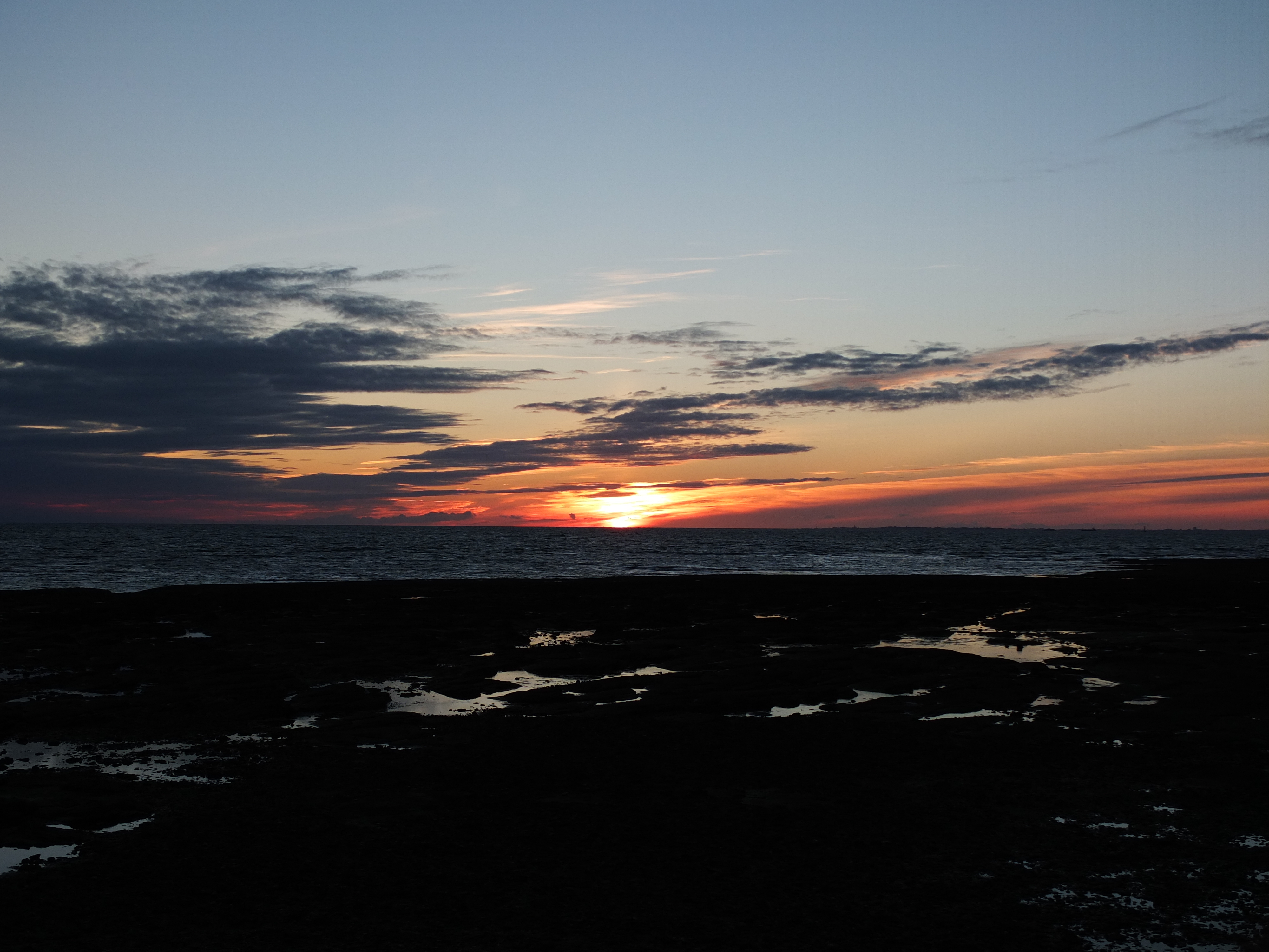 Picture France La Plaine sur mer Sunset 2012-08 83 - History Sunset