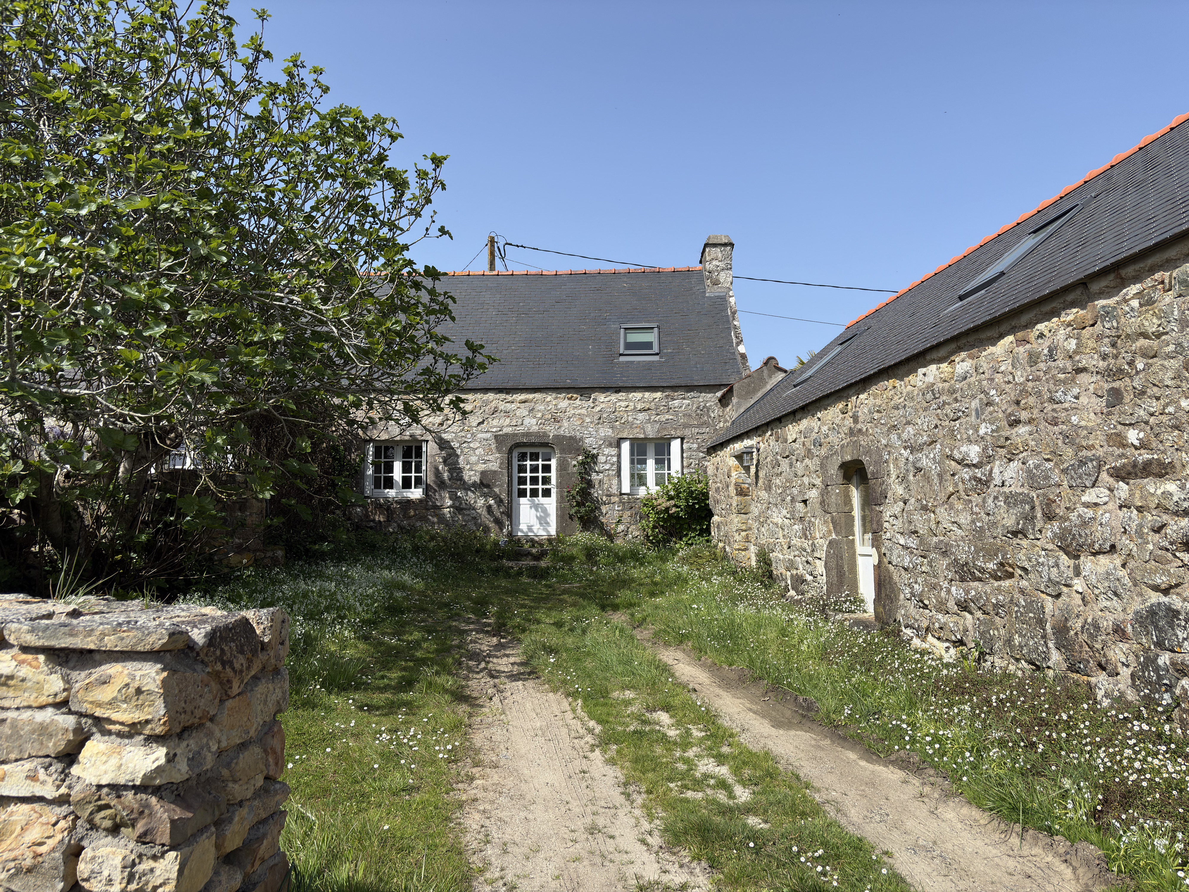 Picture France Crozon 2026-04 7 - Tour Crozon