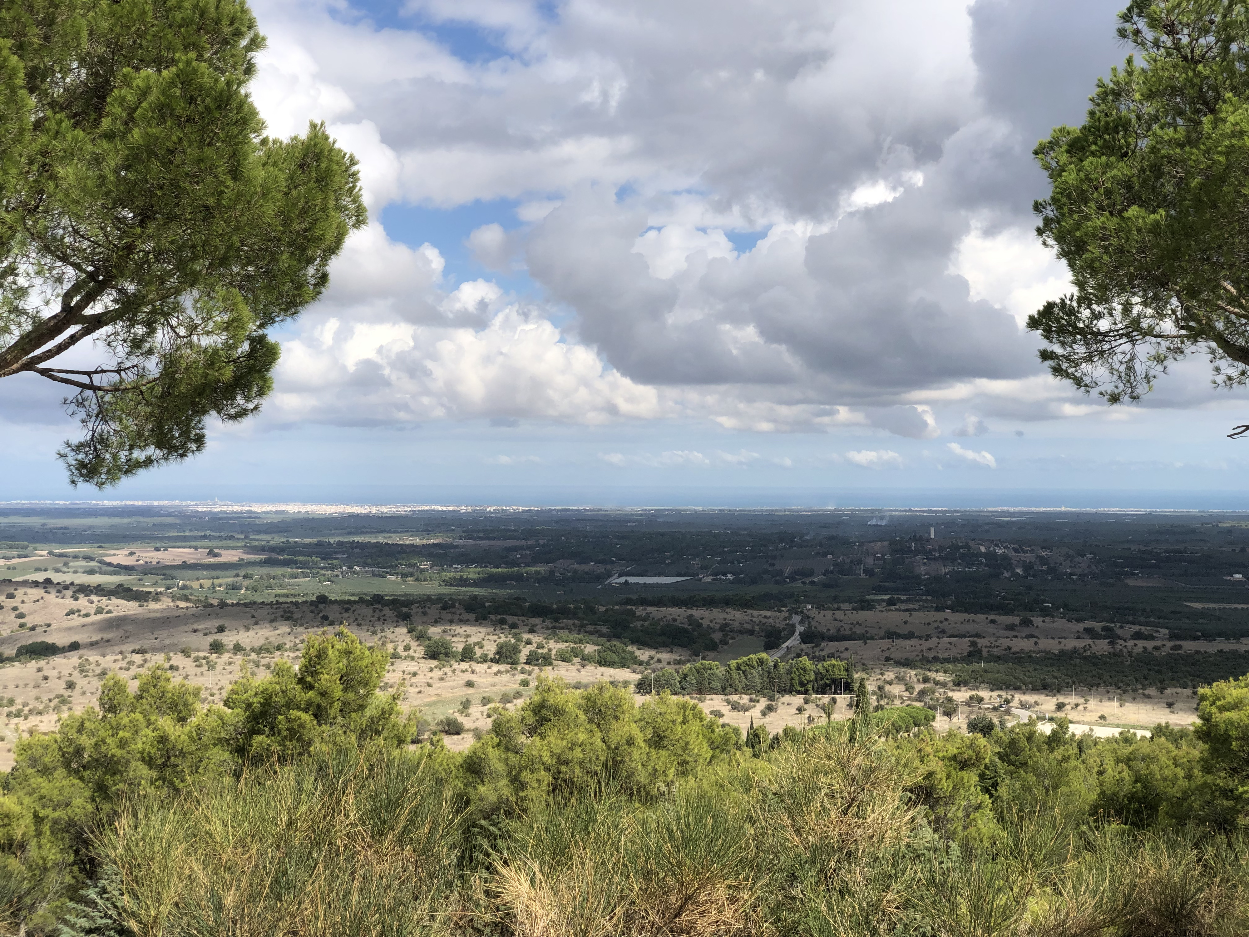 Picture Italy Castel del monte 2024-09 81 - Recreation Castel del monte