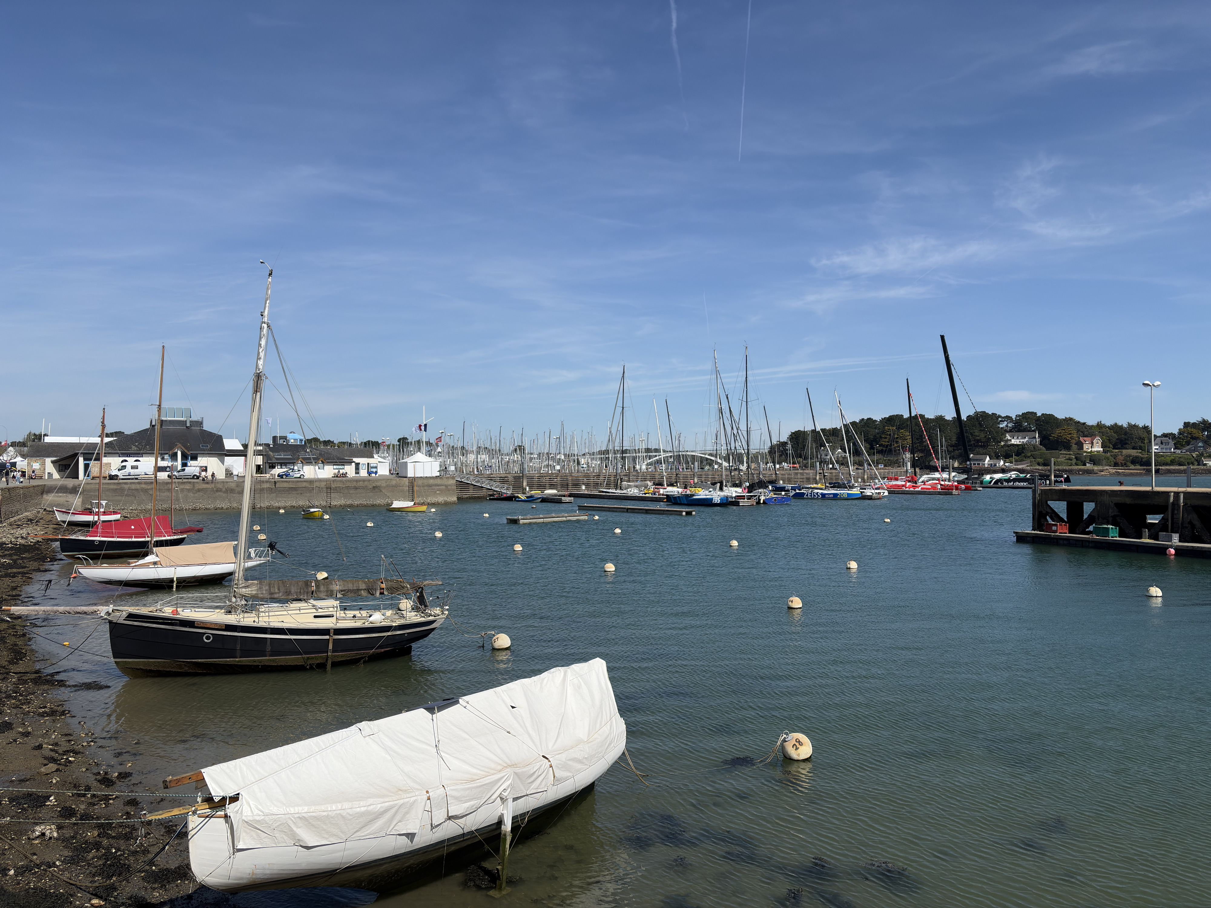 Picture France La Trinite-sur-Mer 2026-04 22 - Recreation La Trinite-sur-Mer