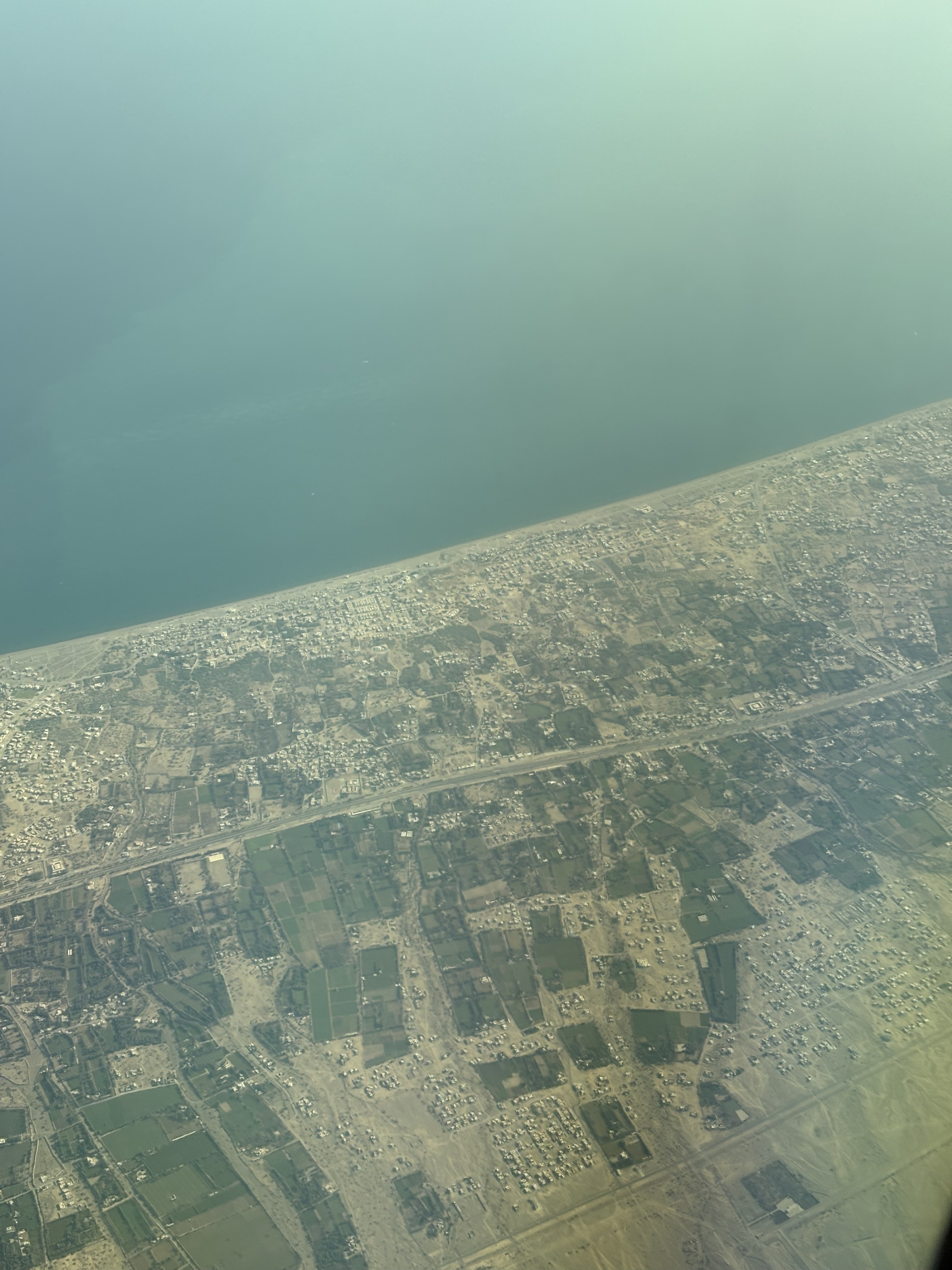 Picture Oman Mascate From the sky 2025-11 12 - Center From the sky