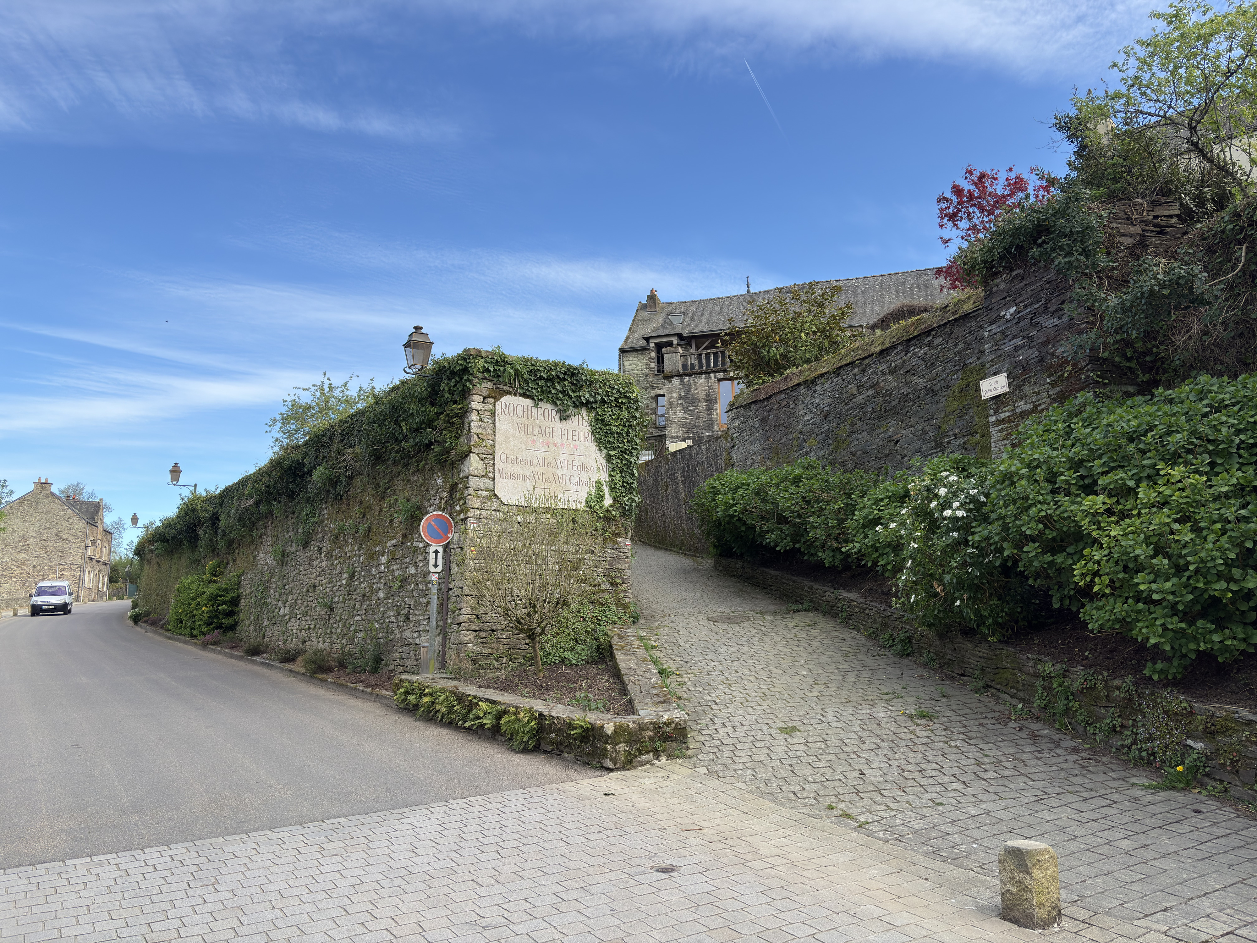 Picture France Rochefort en terre 2026-04 43 - History Rochefort en terre