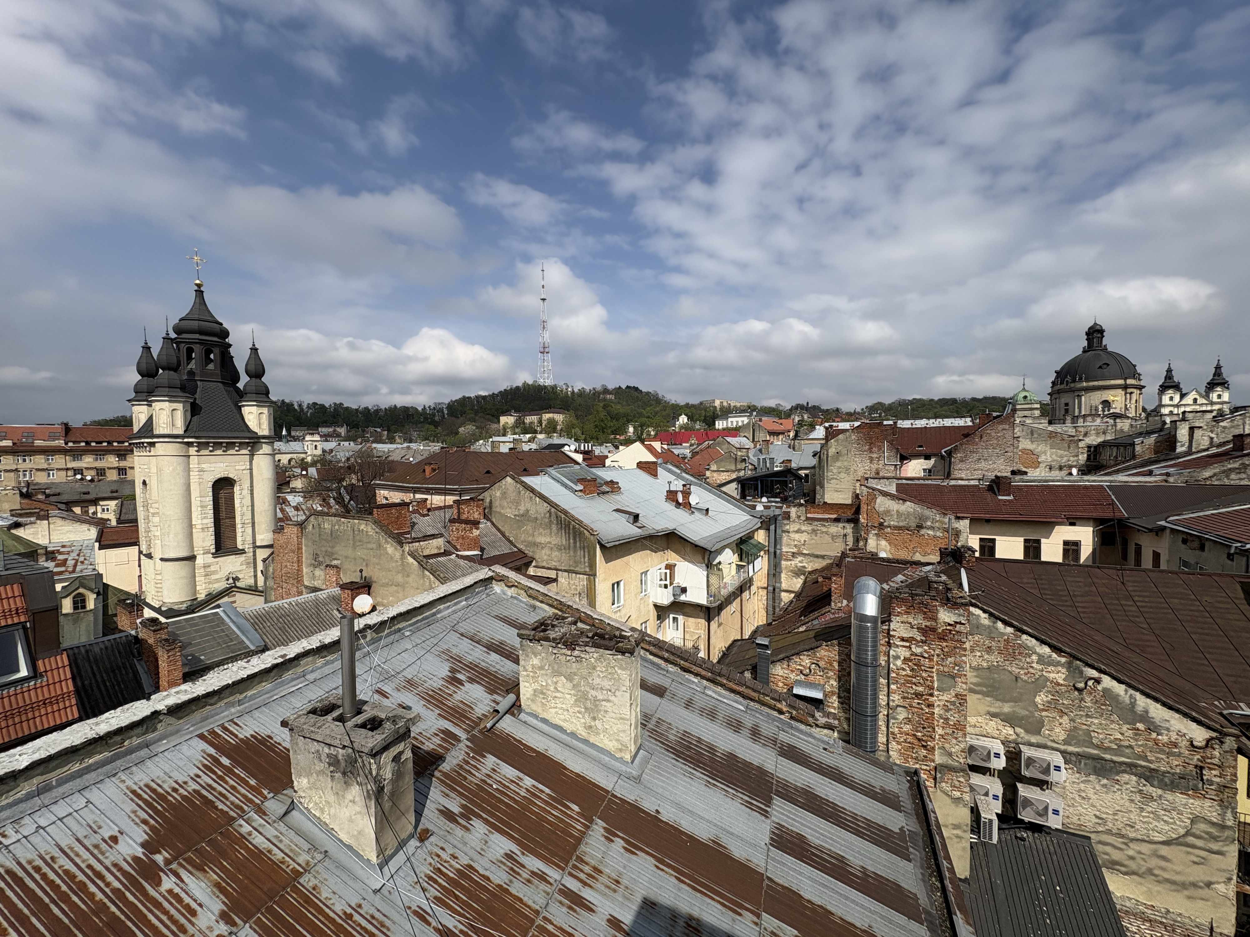 Picture Ukraine Lviv 2025-04 16 - Journey Lviv