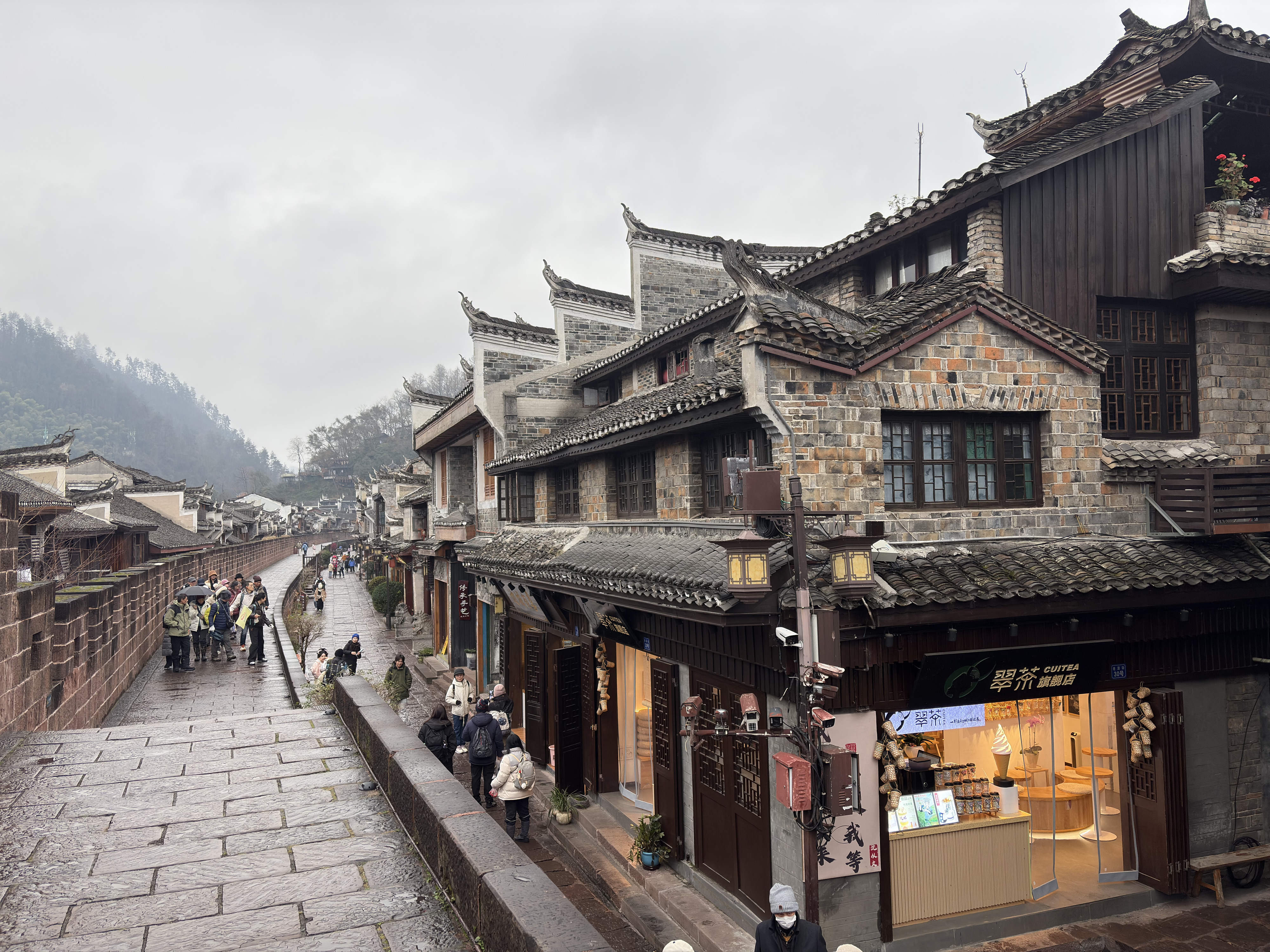Picture China Fenghuang Ancient City 2026-01 22 - Recreation Fenghuang Ancient City