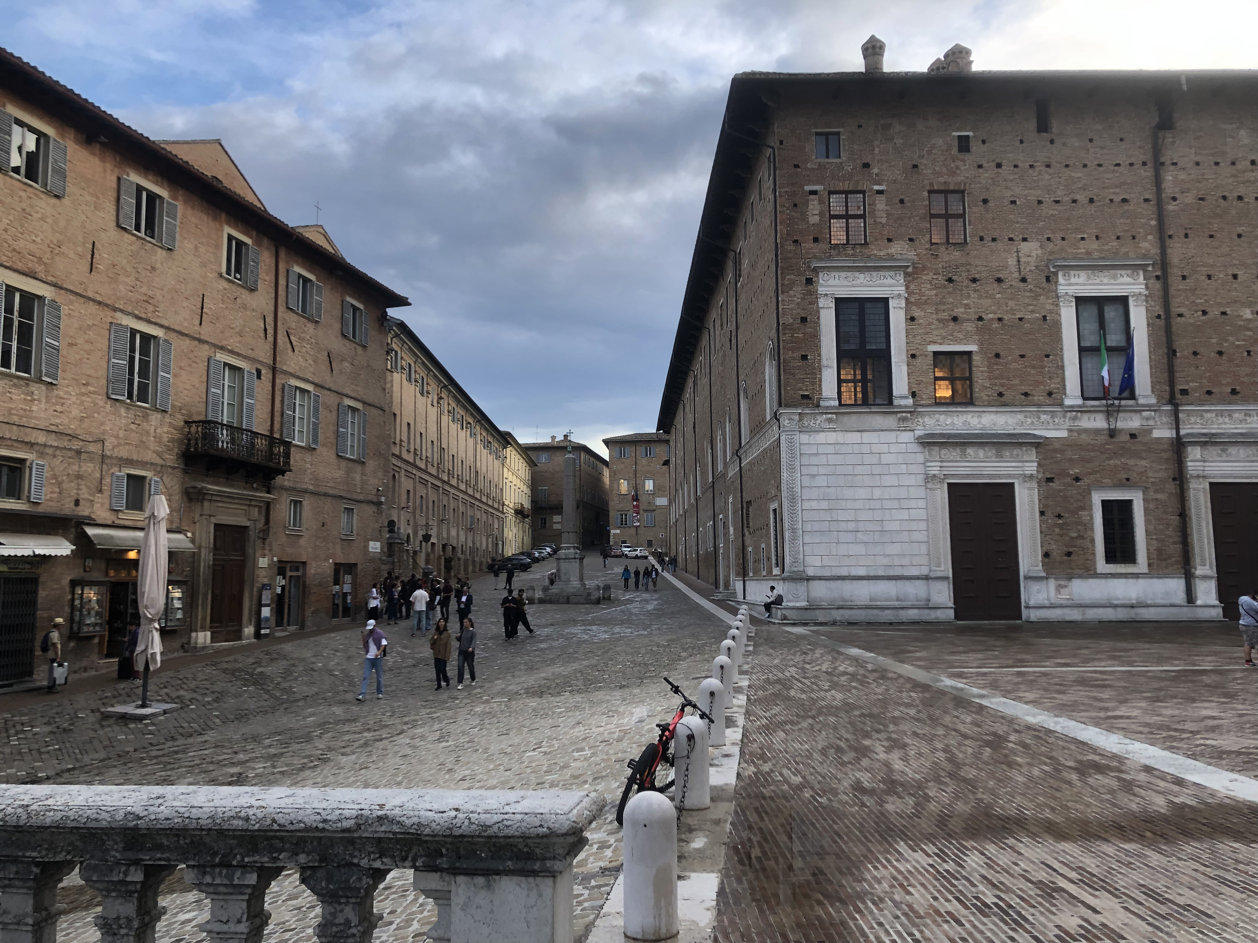 Picture Italy Urbino 2024-09 83 - Tour Urbino