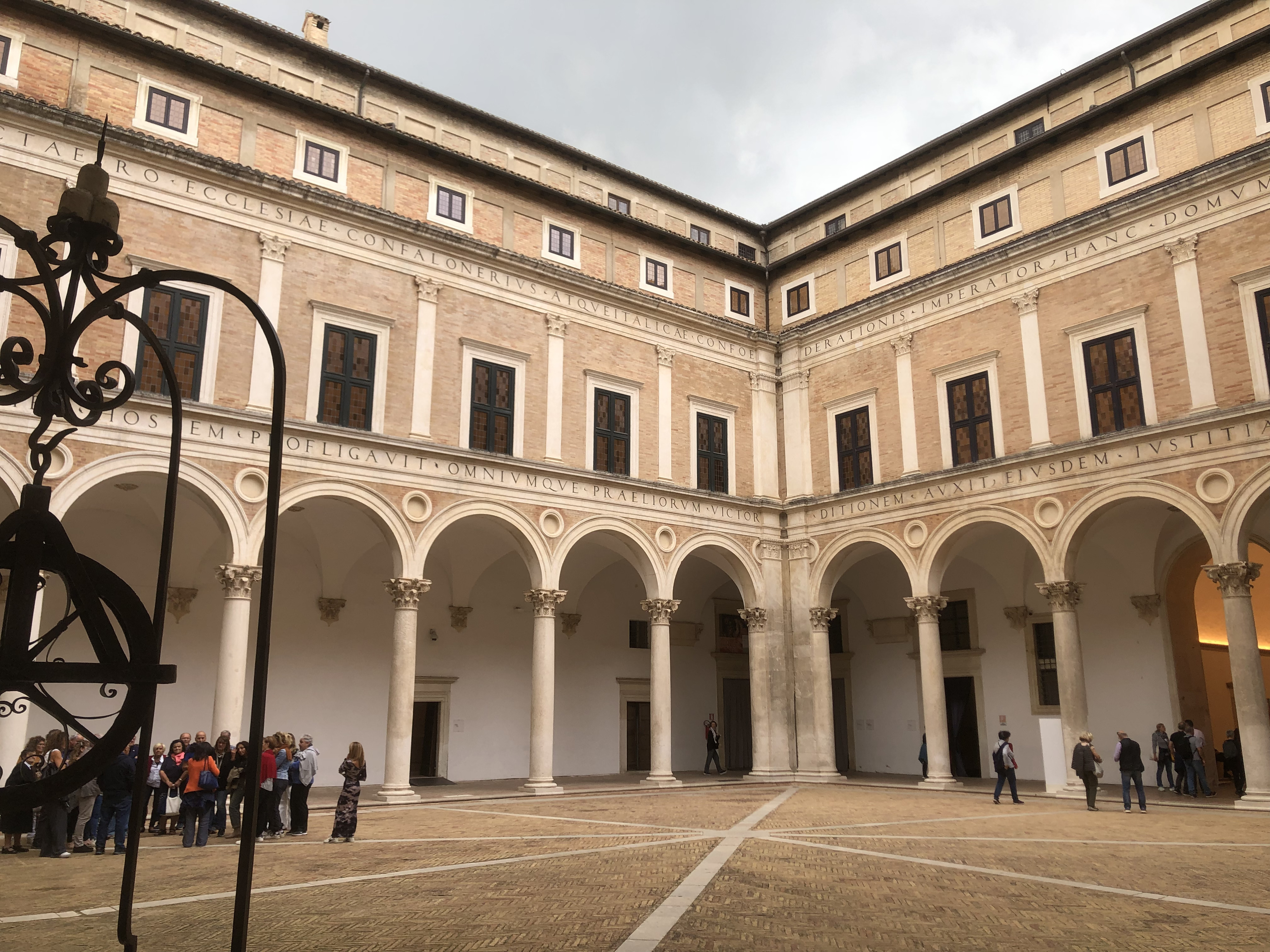 Picture Italy Urbino 2024-09 508 - Tours Urbino
