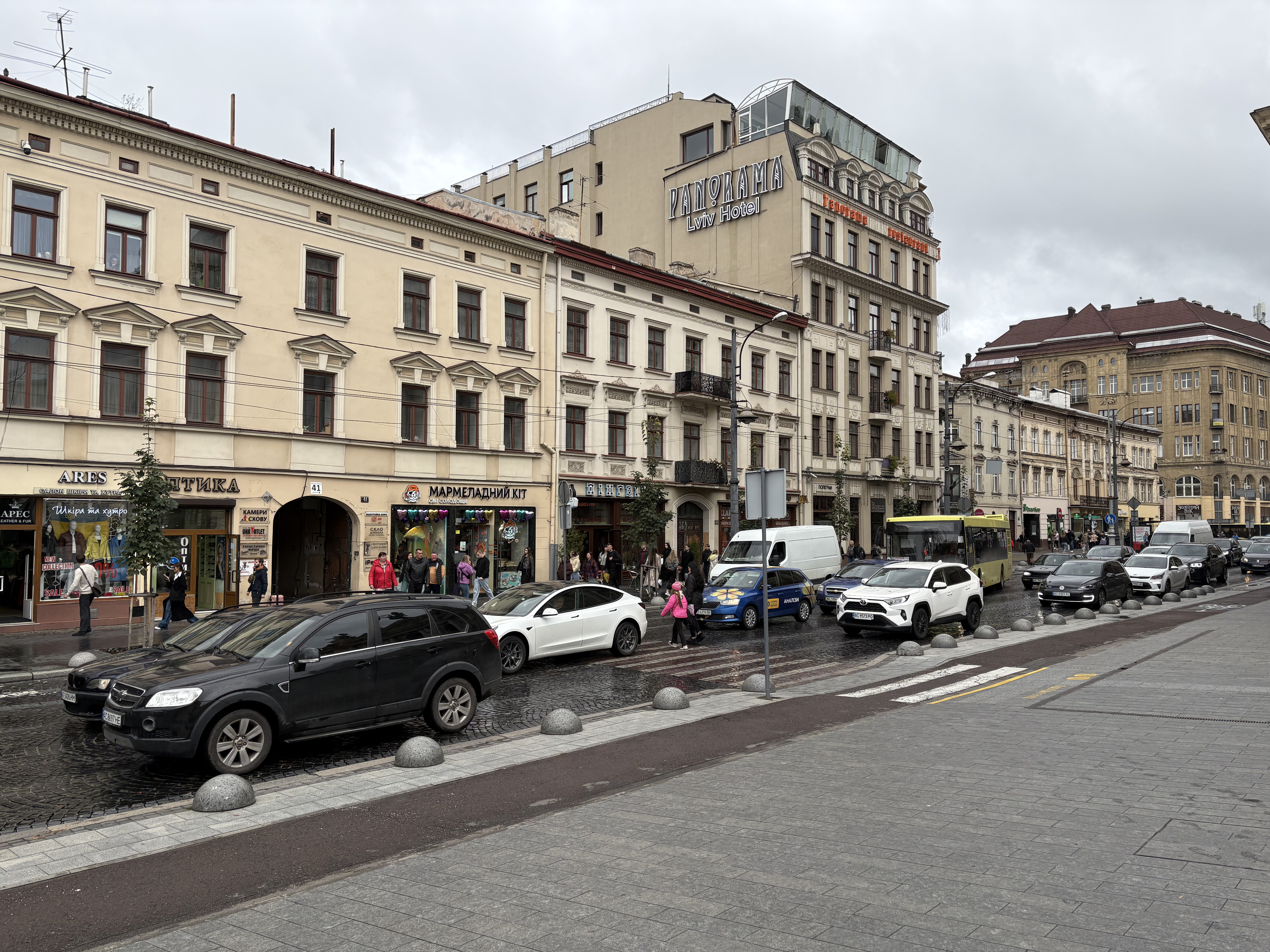 Picture Ukraine Lviv 2024-10 66 - Tour Lviv
