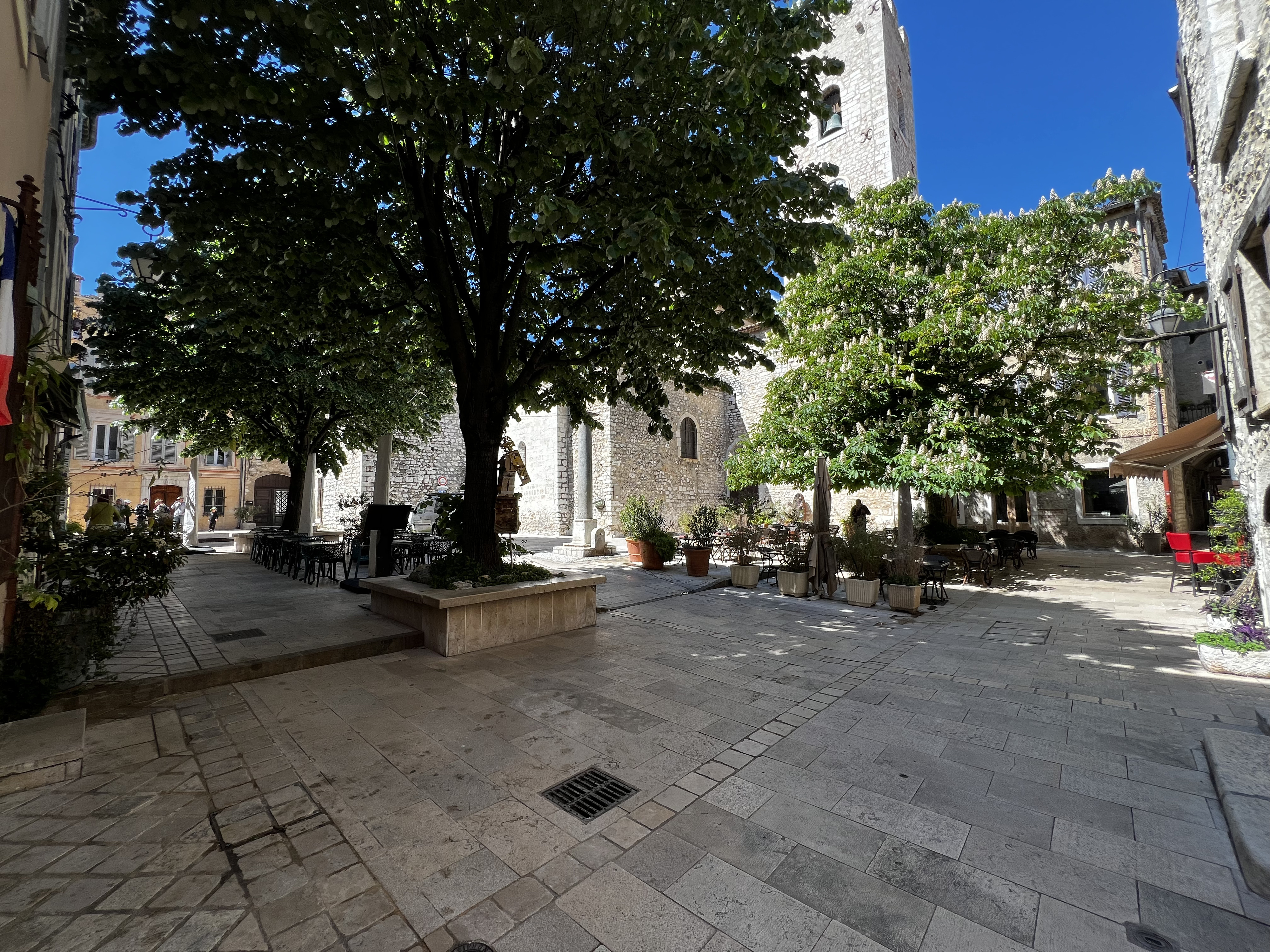 Picture France Vence 2024-04 64 - Center Vence