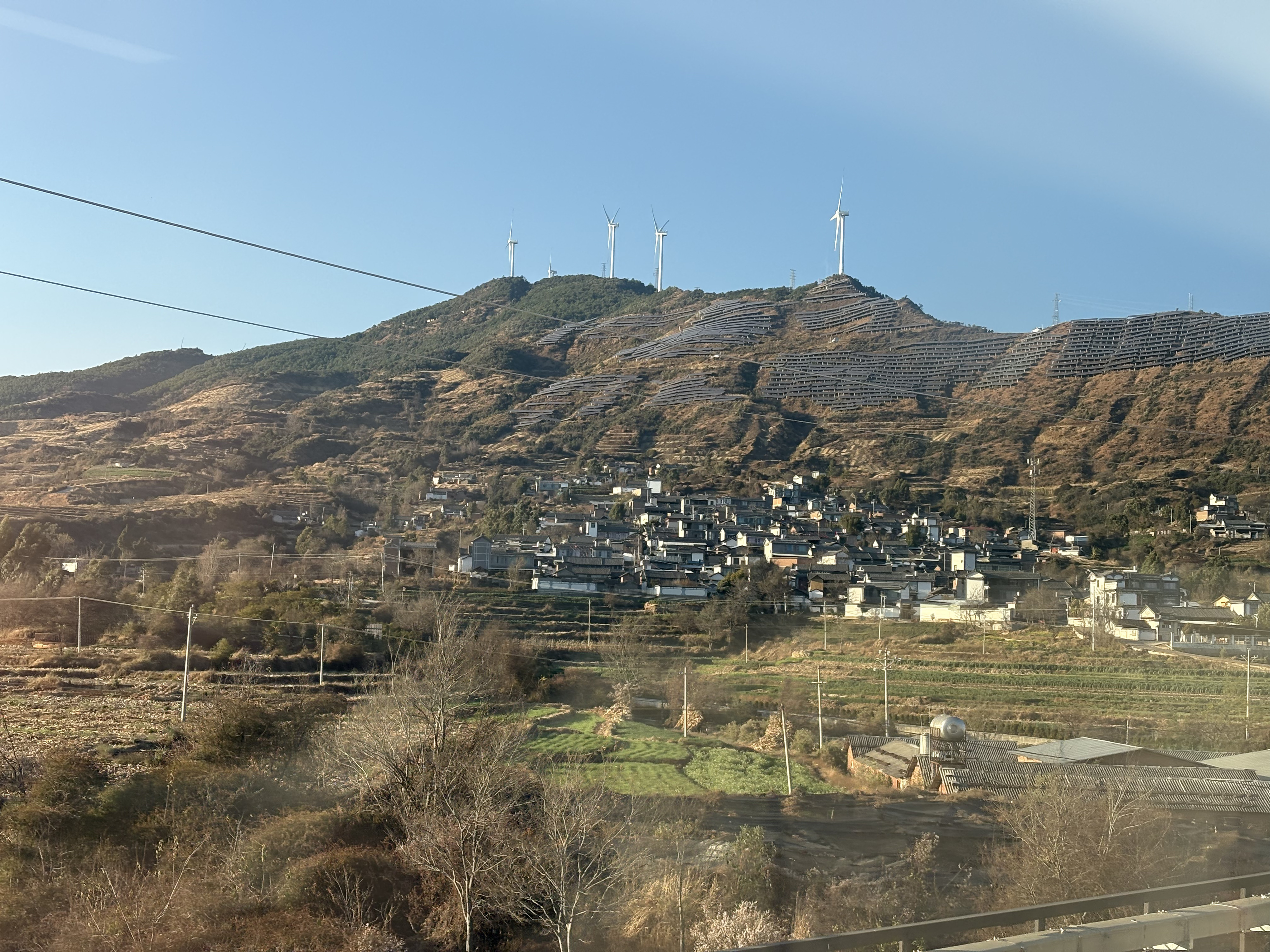 Picture China Dali Train to Lijiang 2026-01 6 - Center Train to Lijiang