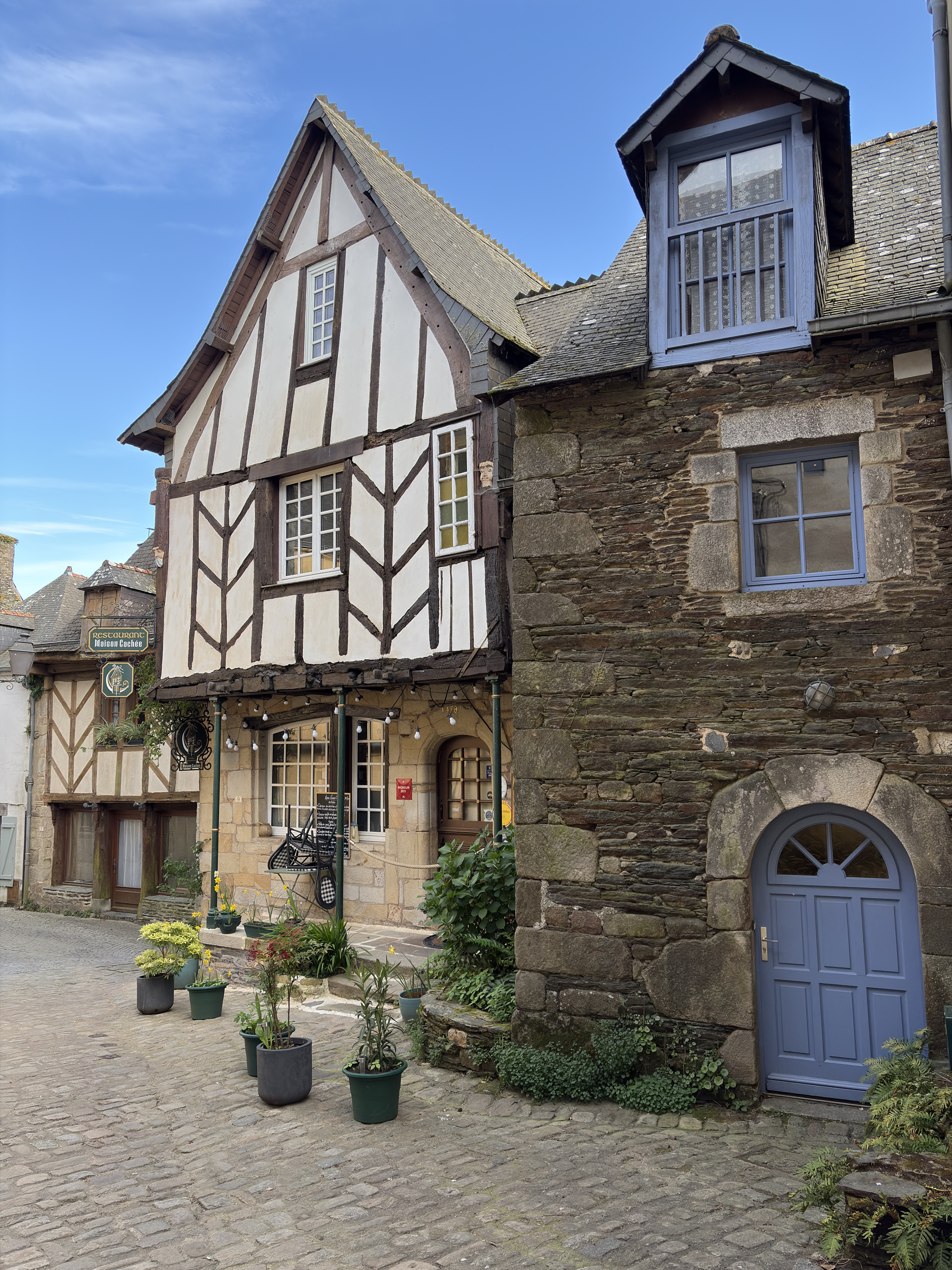 Picture France Rochefort en terre 2026-04 5 - Journey Rochefort en terre
