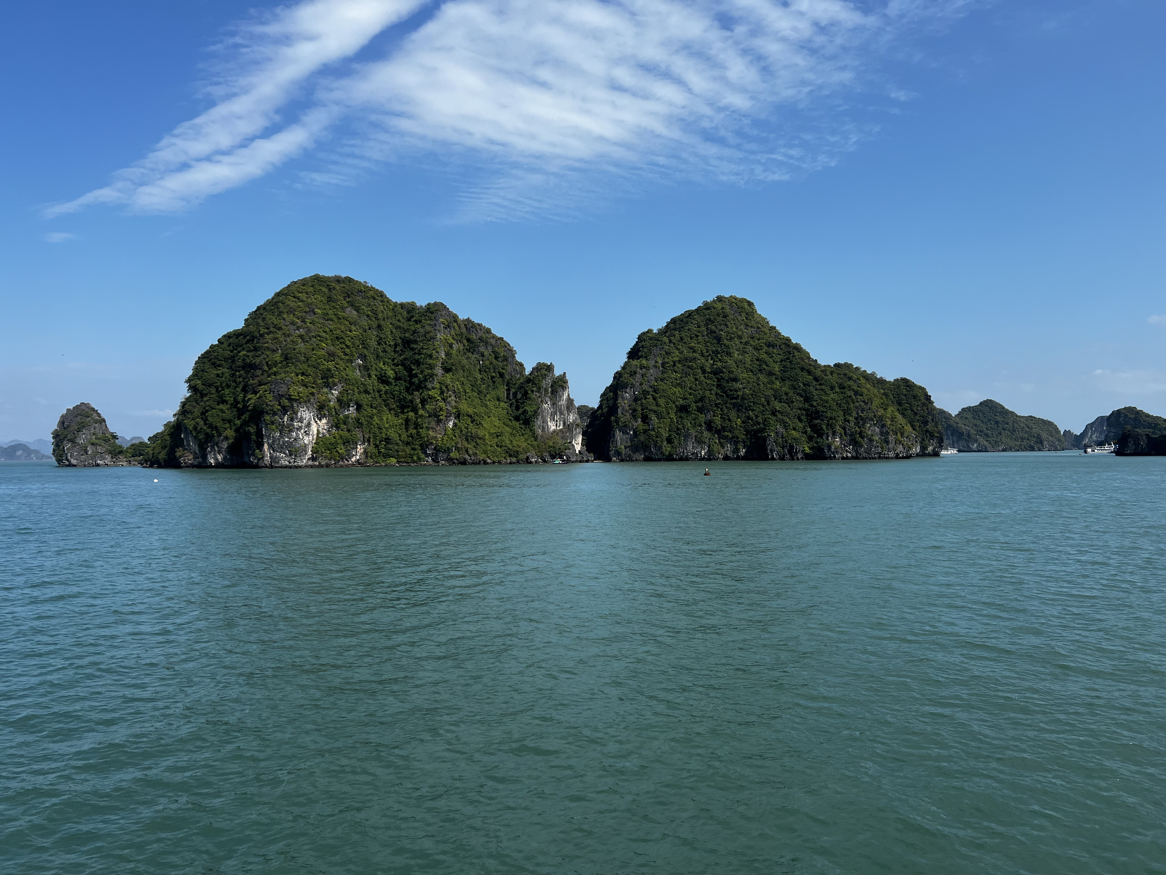 Picture Vietnam Ha Long Bay 2024-01 23 - Center Ha Long Bay