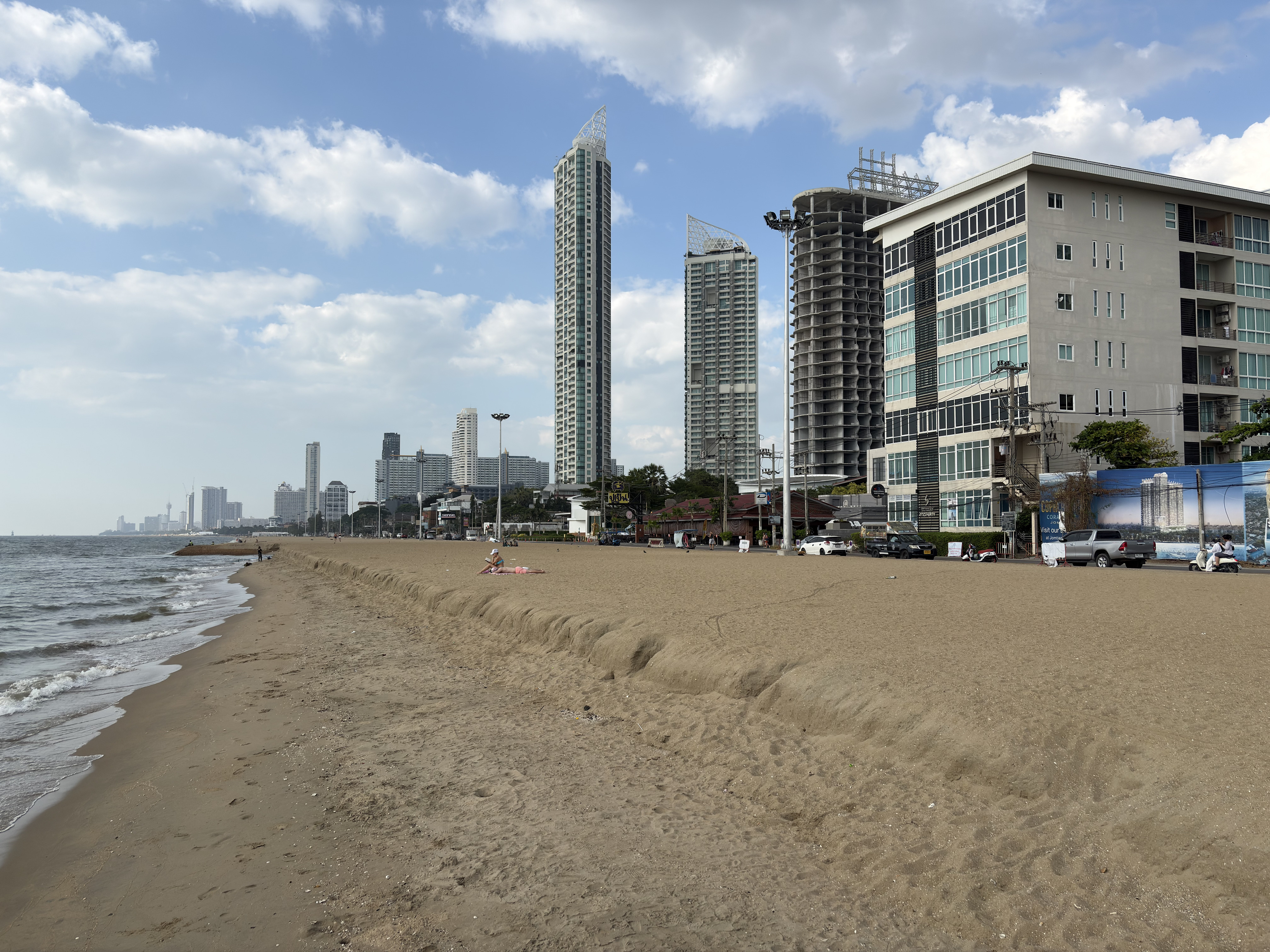 Picture Thailand Jomtien Beach 2025-12 4 - Center Jomtien Beach