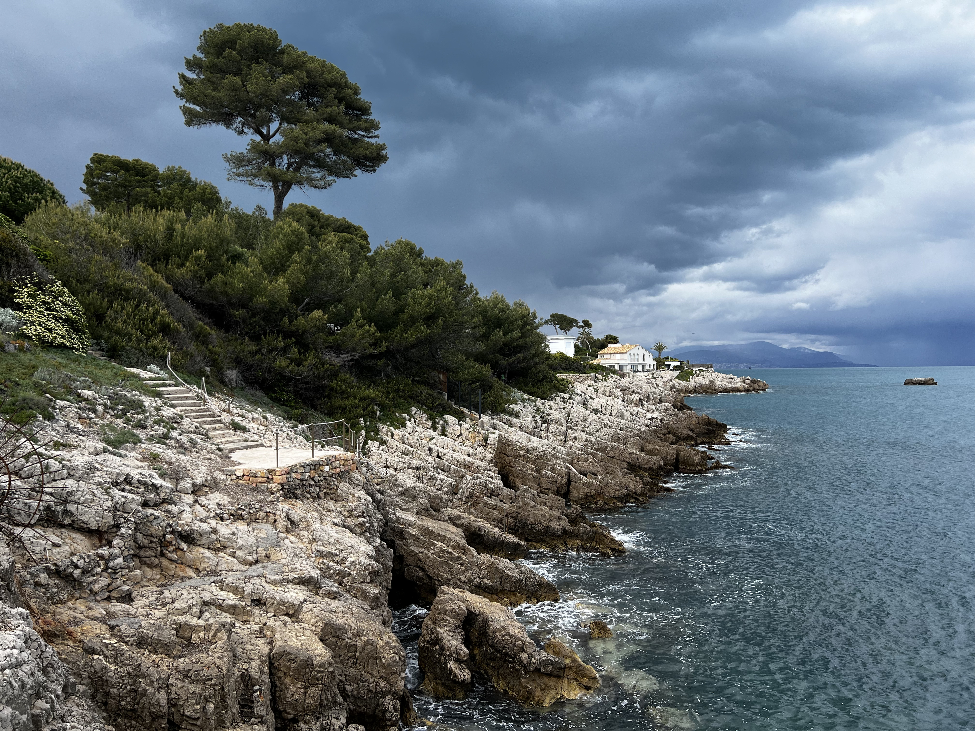 Picture France Antibes 2024-04 51 - Center Antibes