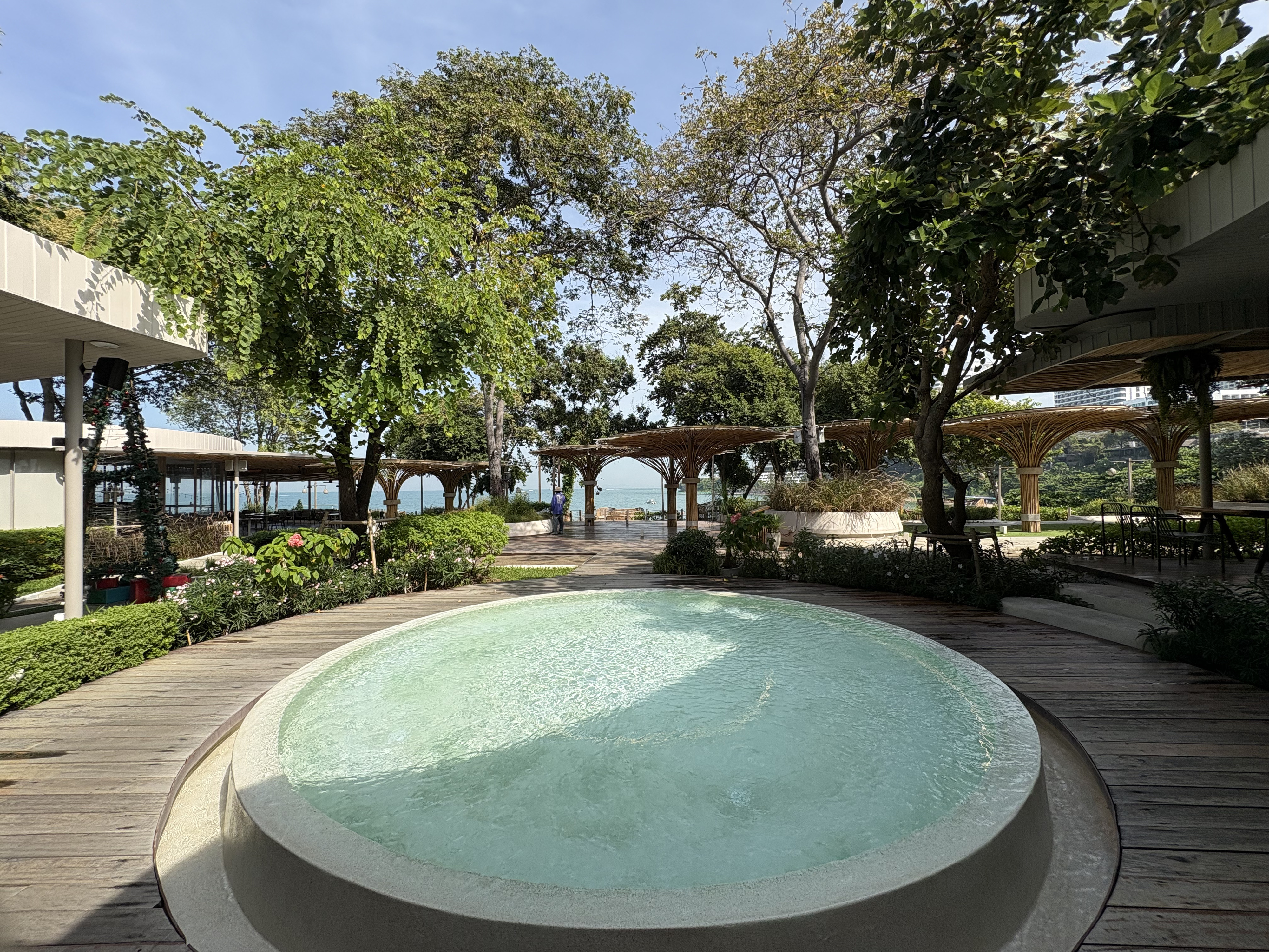 Picture Thailand Pattaya Oxygen Restaurant 2024-12 66 - Discovery Oxygen Restaurant