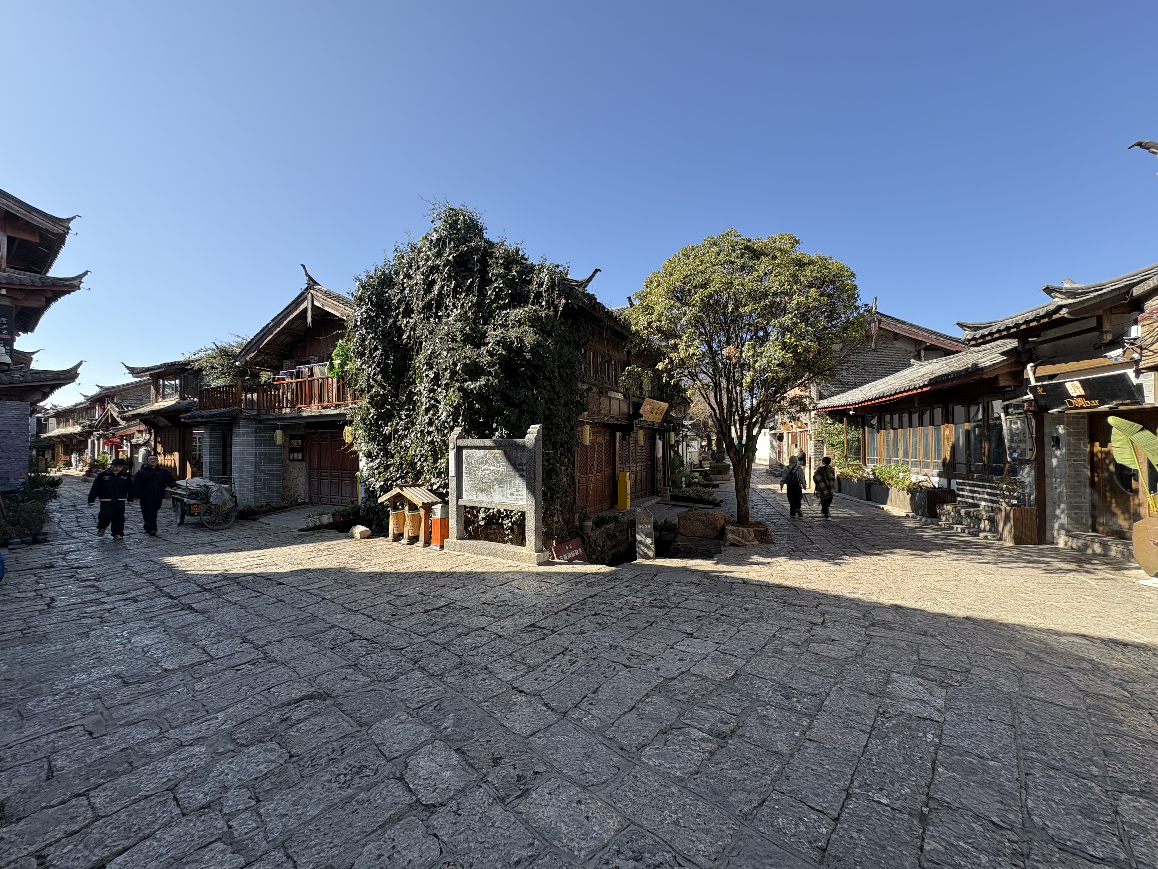 Picture China Lijiang 2026-01 792 - Center Lijiang