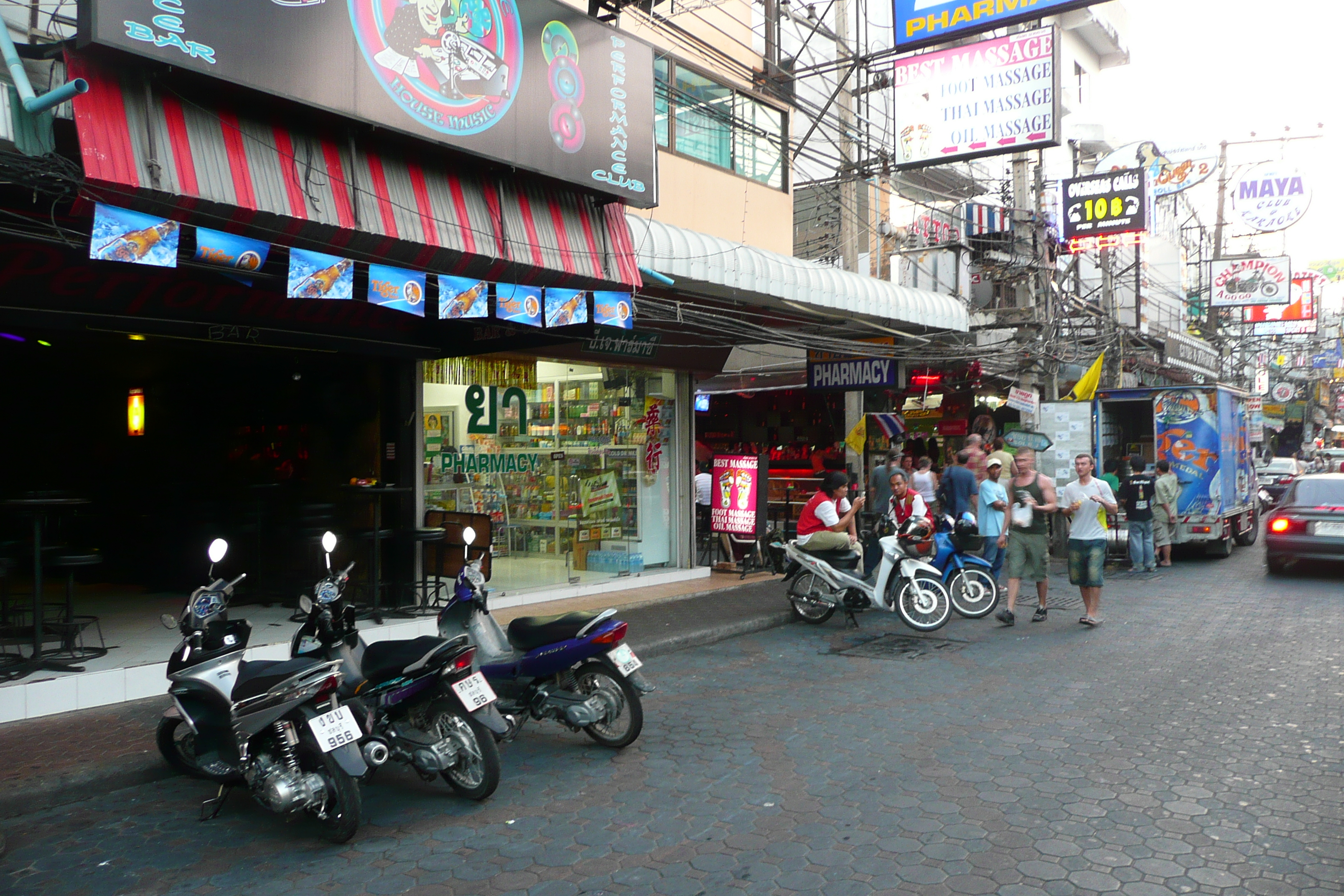 Picture Thailand Pattaya Walking Street 2008-01 2 - Discovery Walking Street