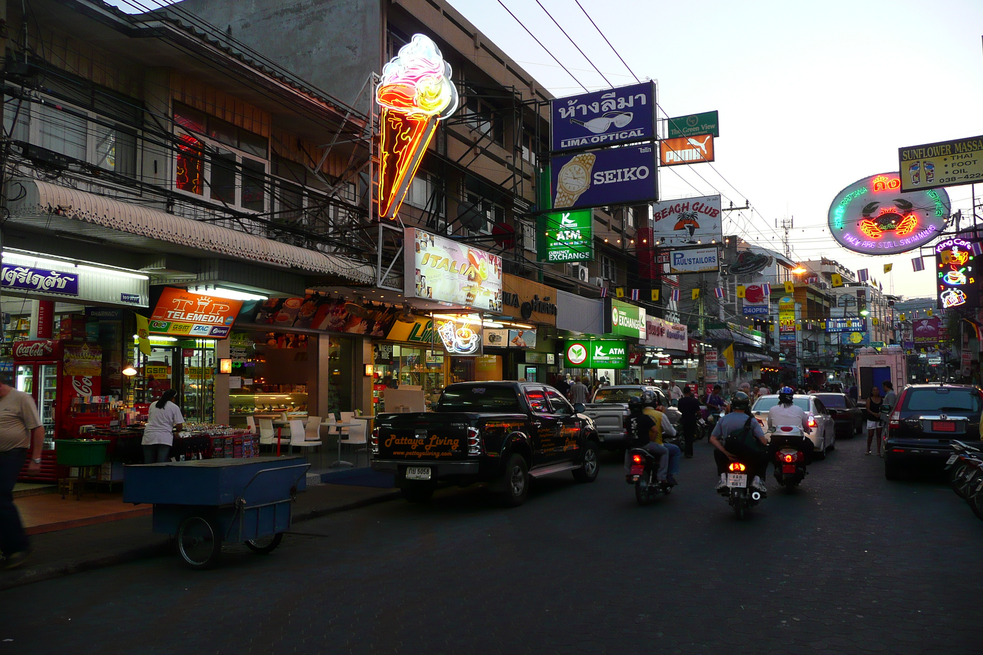 Picture Thailand Pattaya Walking Street 2008-01 70 - Discovery Walking Street