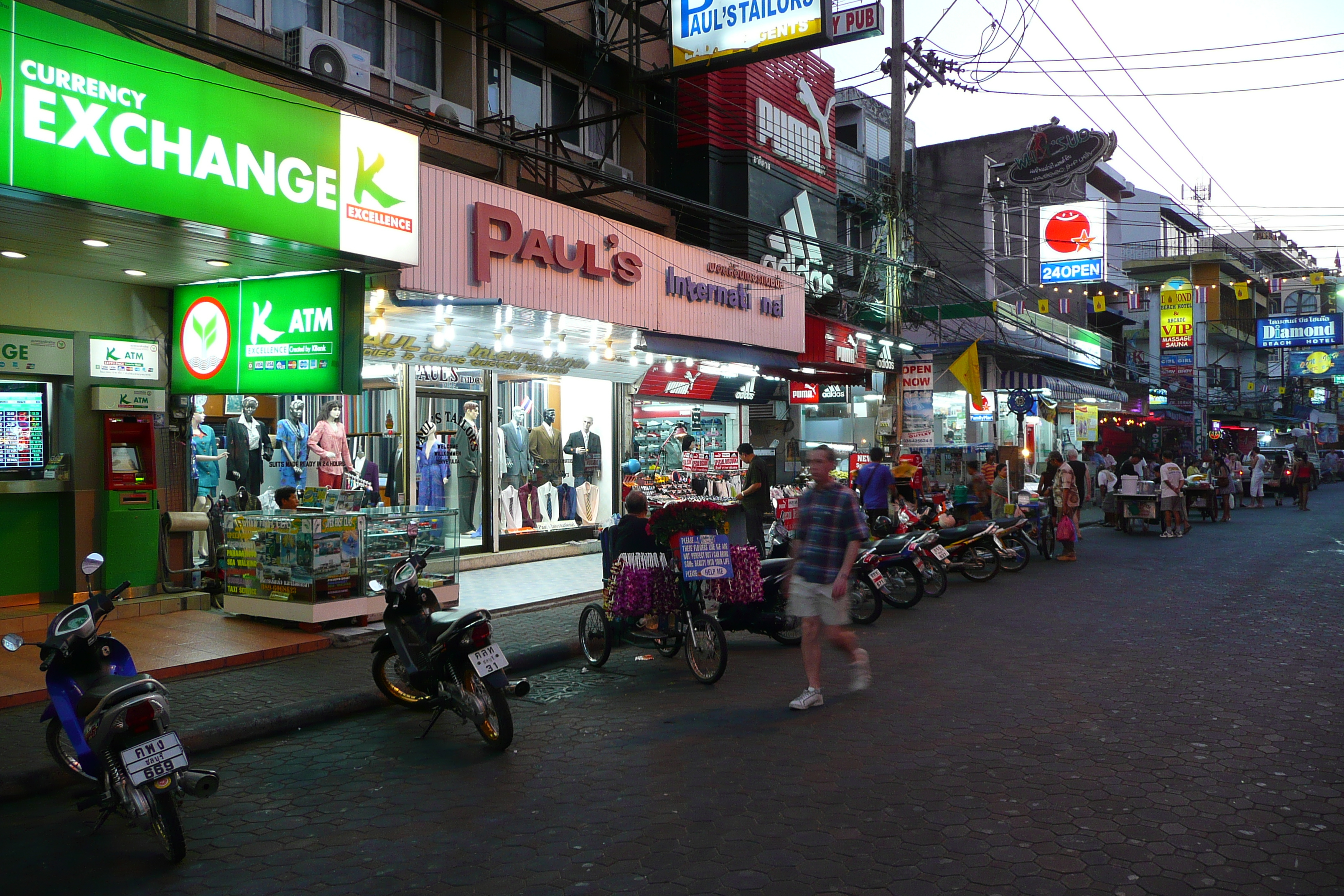Picture Thailand Pattaya Walking Street 2008-01 28 - Tour Walking Street