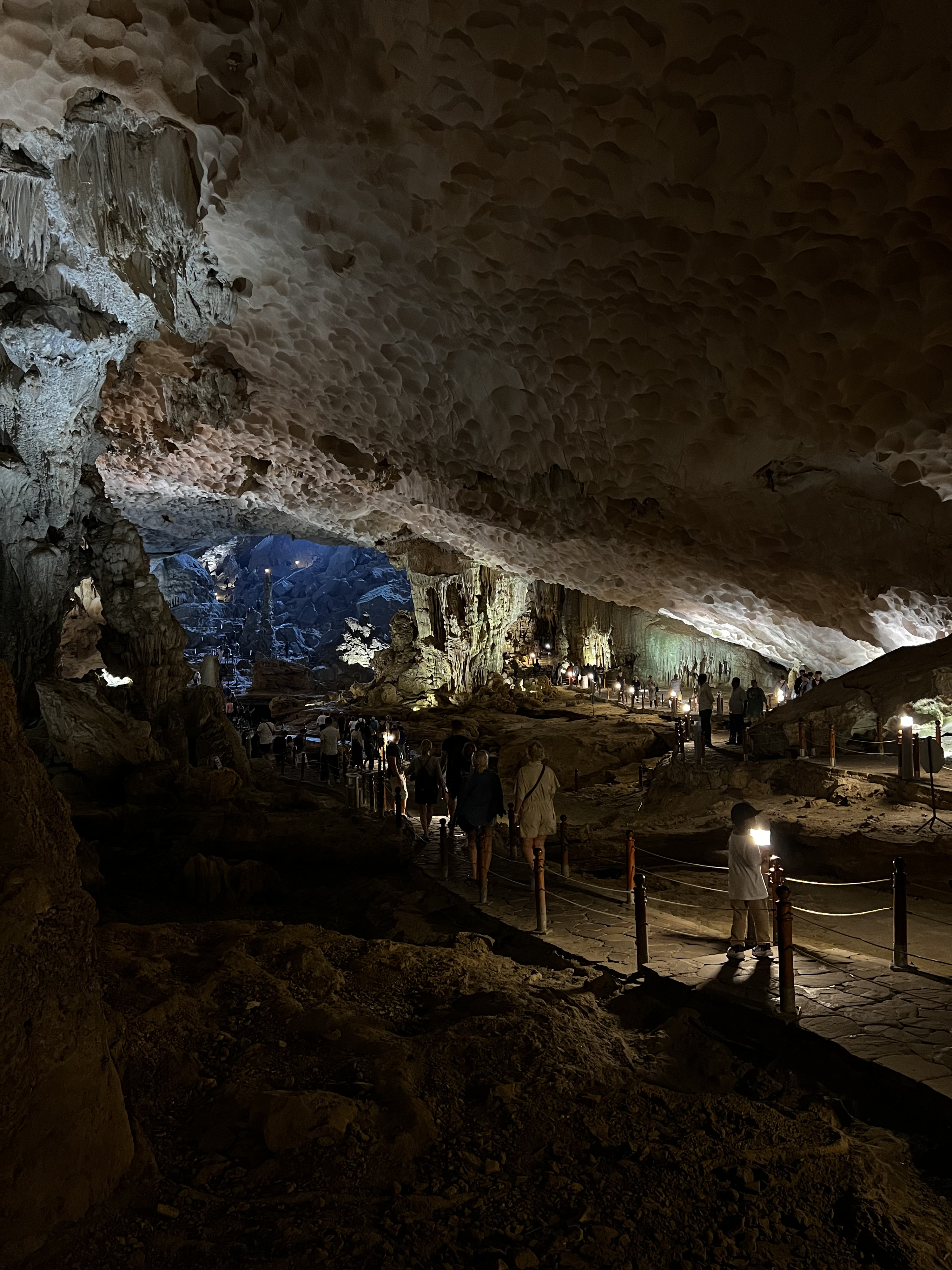 Picture Vietnam Ha Long Bay Sung Sot Cave 2024-01 6 - Tours Sung Sot Cave