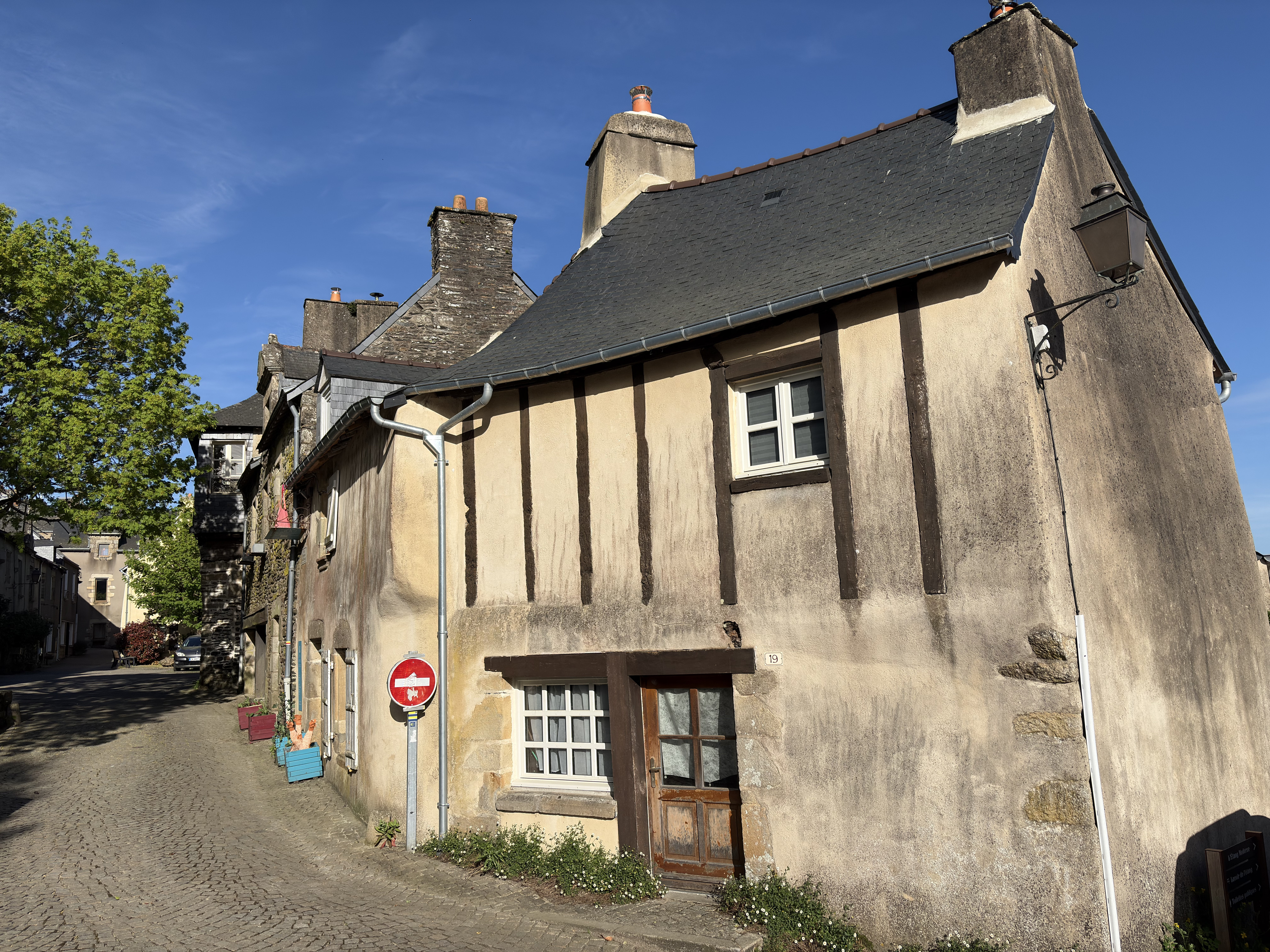 Picture France Rochefort en terre 2026-04 72 - History Rochefort en terre