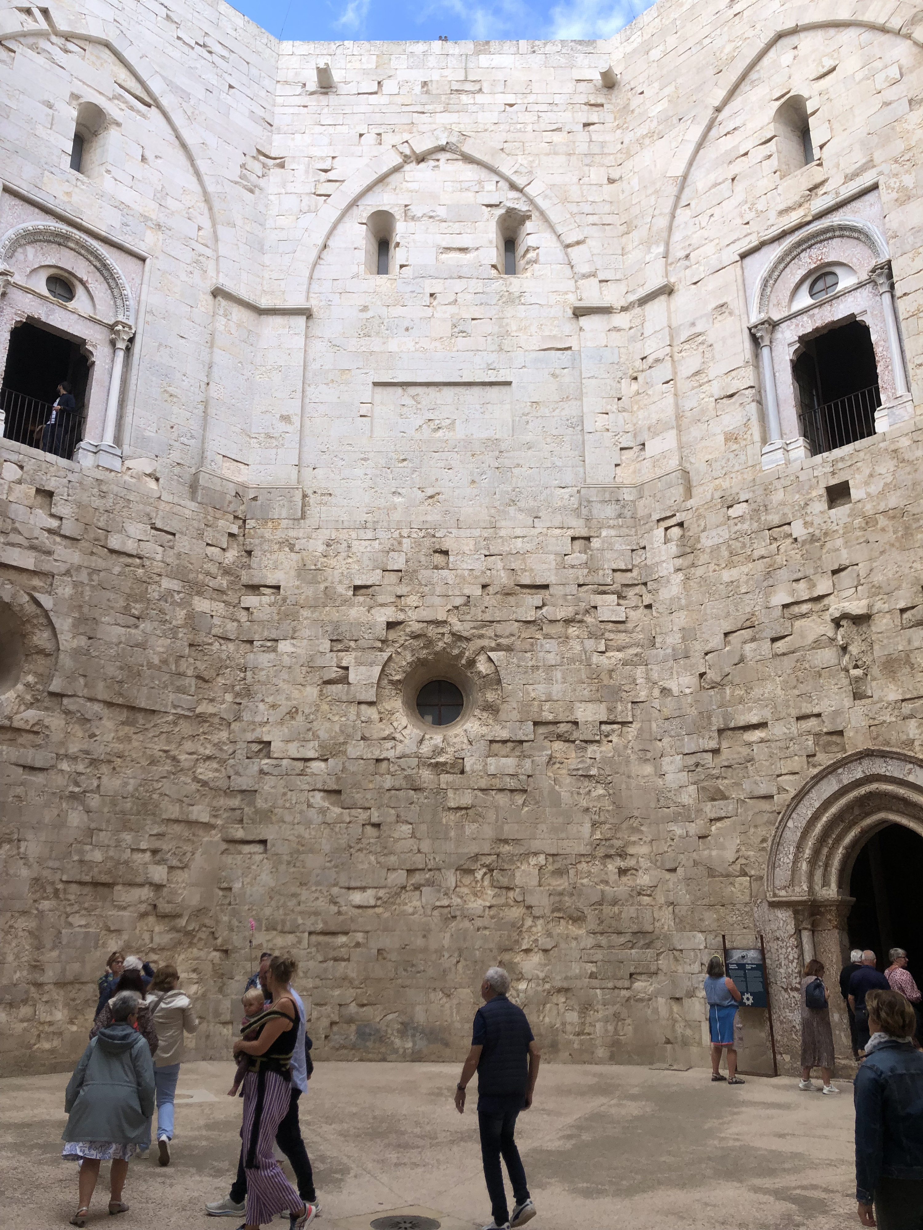 Picture Italy Castel del monte 2024-09 18 - Discovery Castel del monte