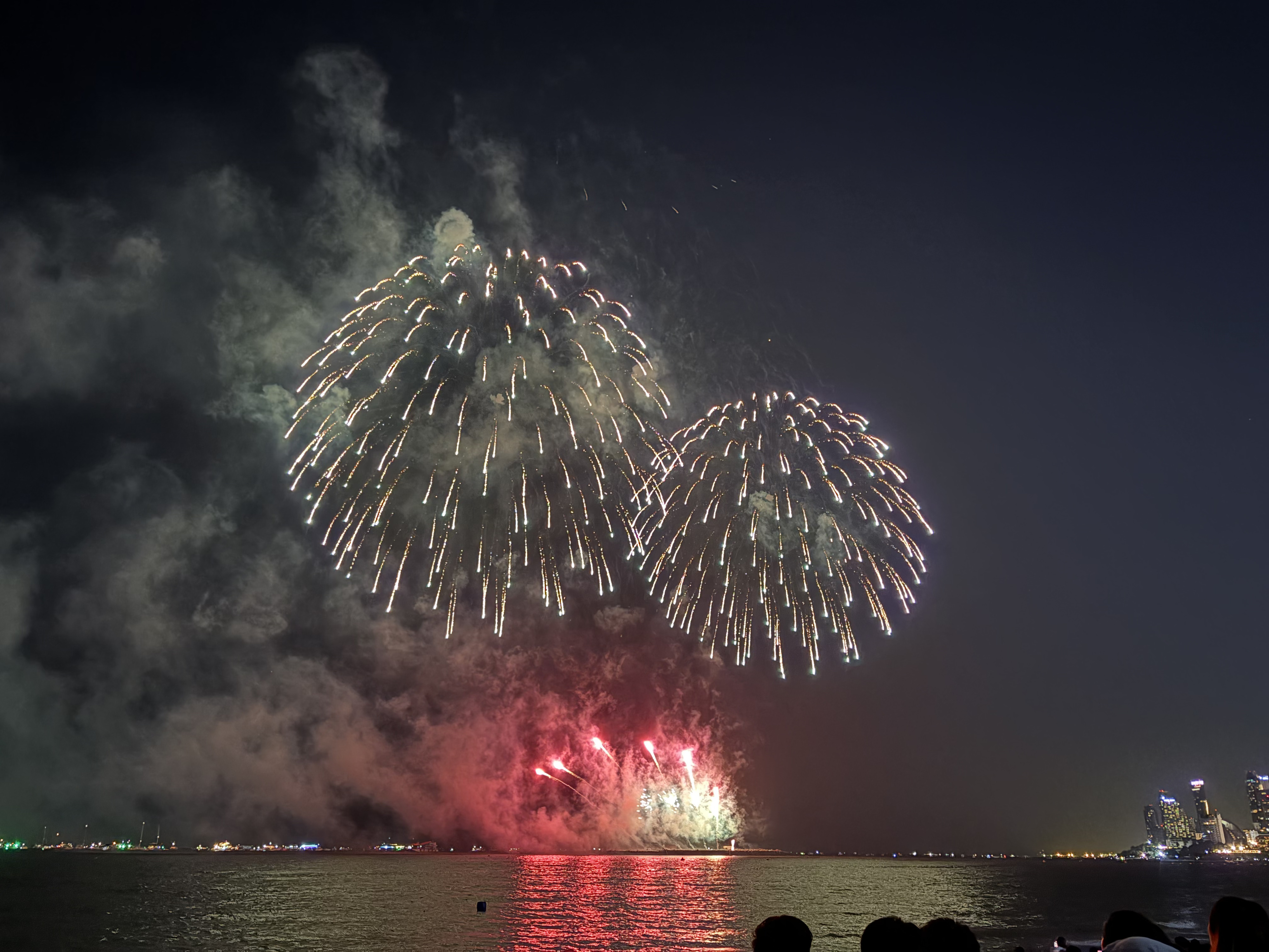 Picture Thailand Pattaya Fireworks 2024-12 95 - Tours Fireworks