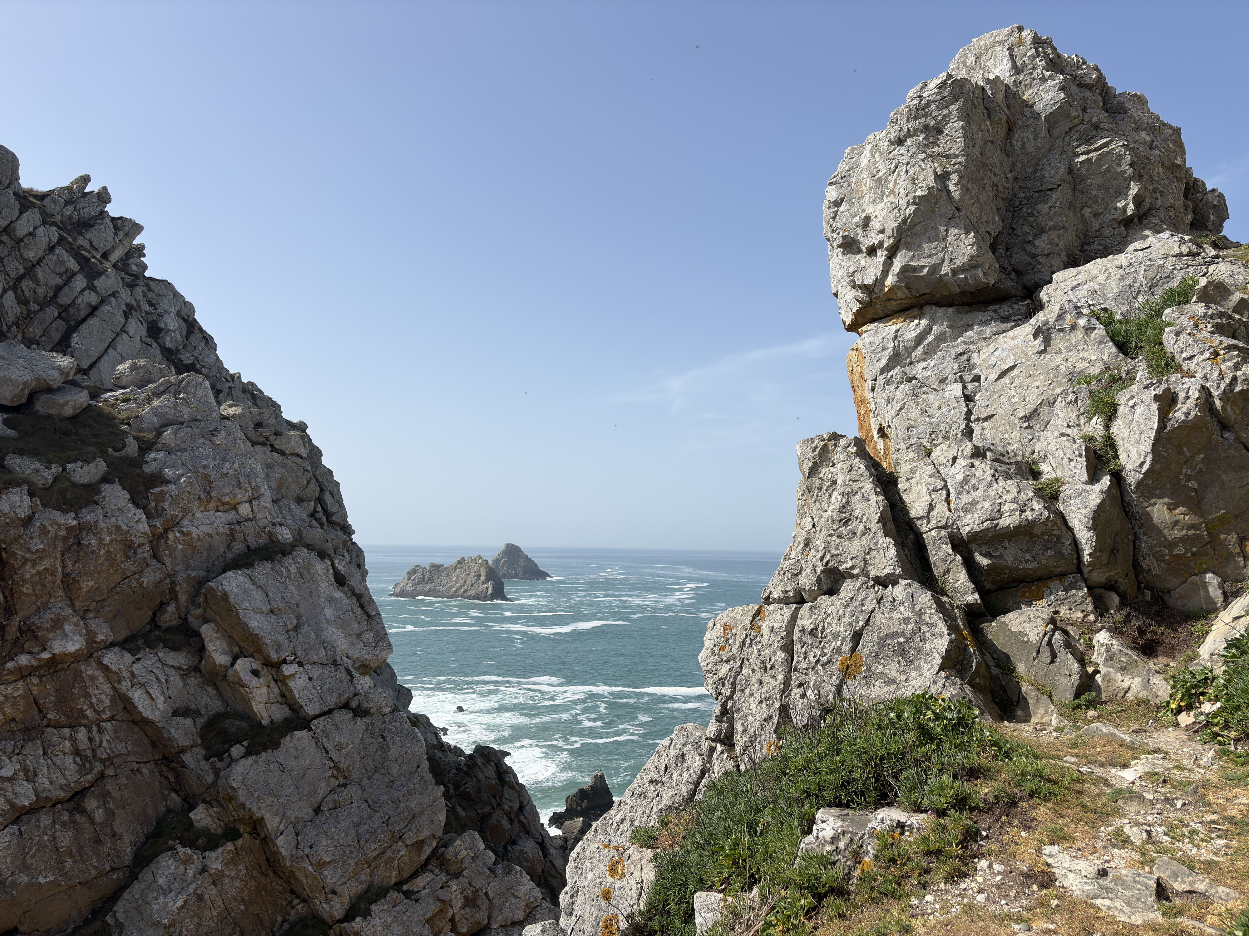 Picture France Crozon Pen Hir 2026-04 56 - Around Pen Hir