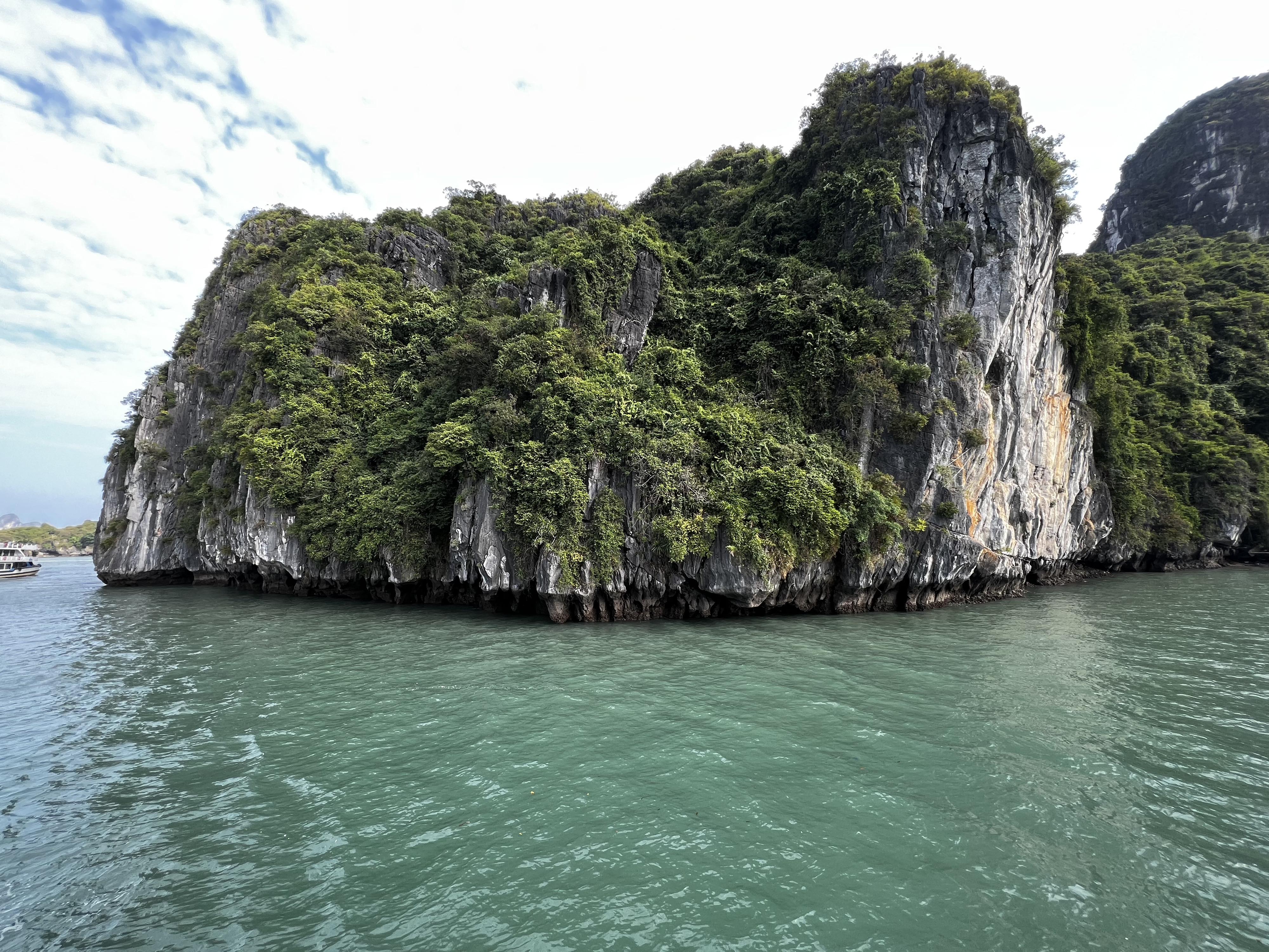 Picture Vietnam Ha Long Bay 2024-01 53 - Around Ha Long Bay