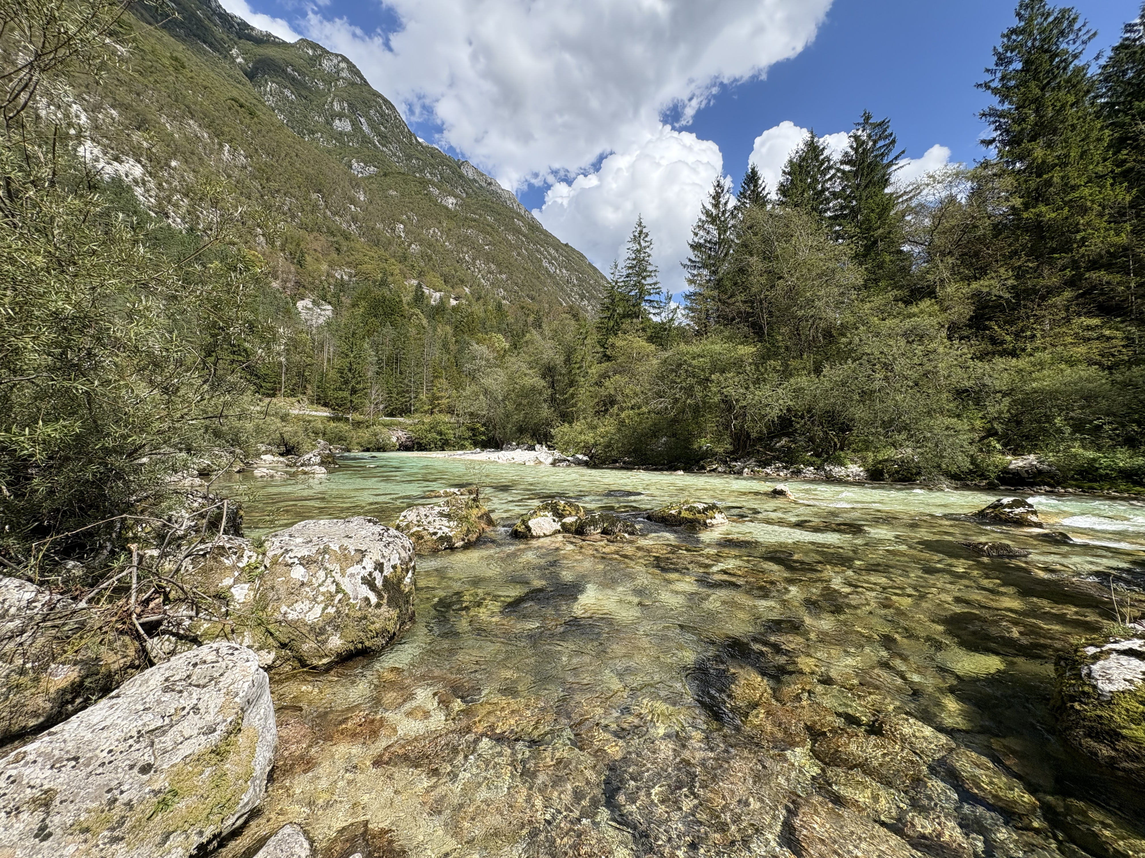 Picture Slovenia Soca River 2025-09 69 - Center Soca River
