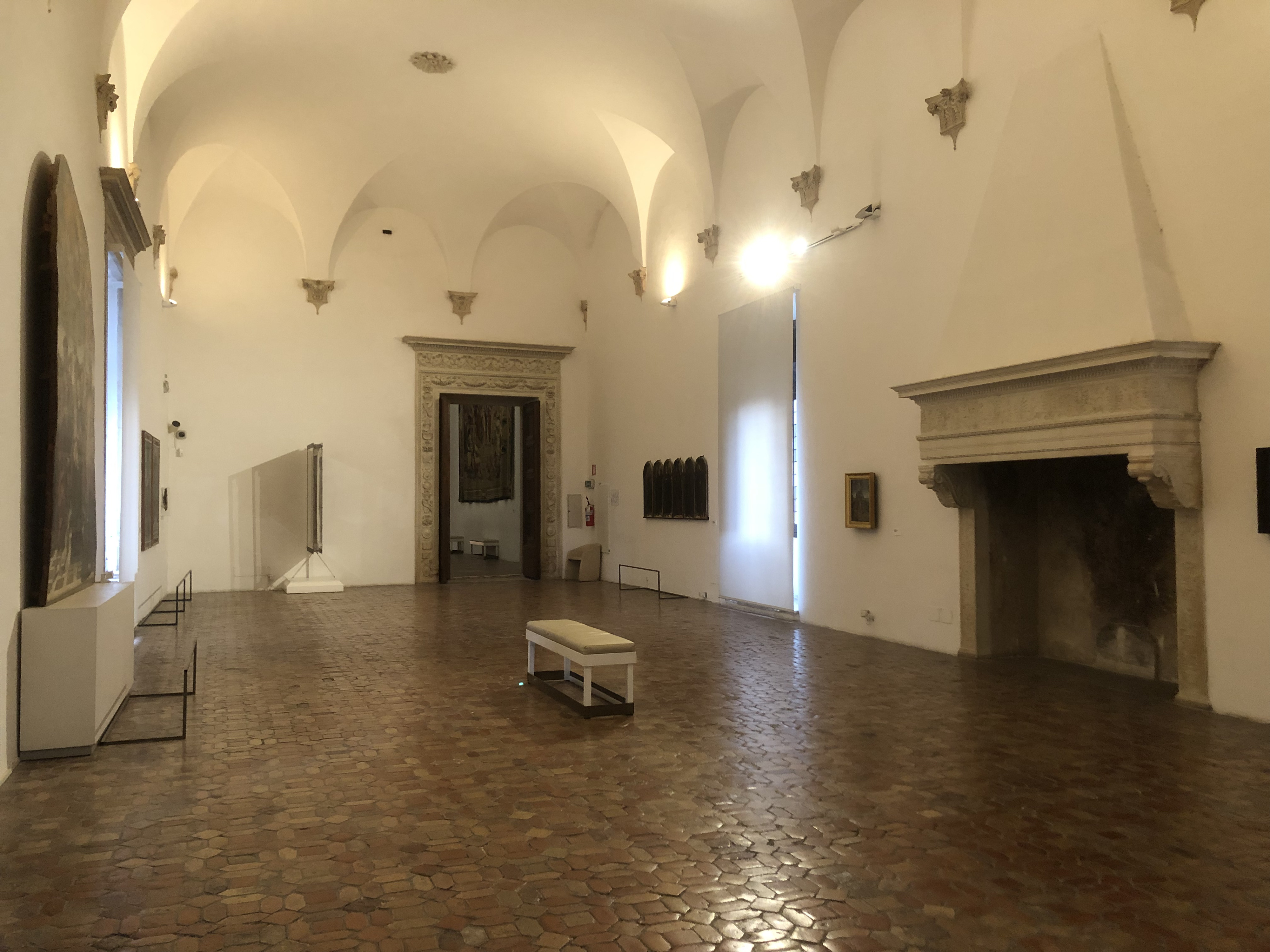 Picture Italy Urbino 2024-09 166 - Recreation Urbino