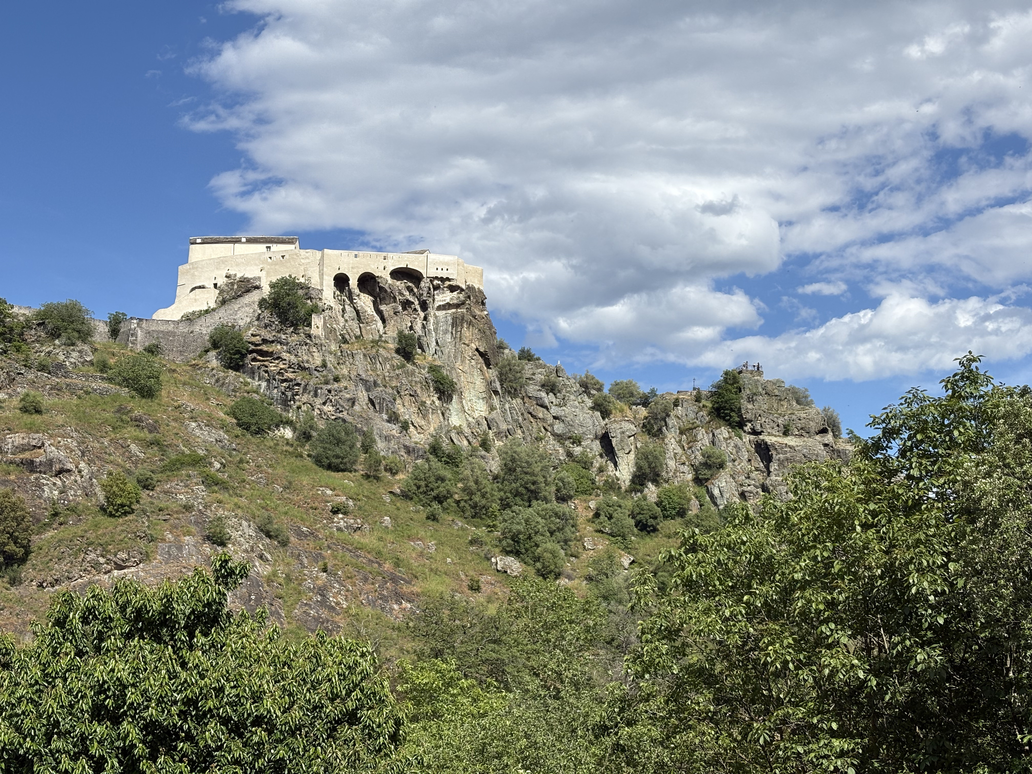 Picture France Corsica Corte 2025-06 0 - Tours Corte