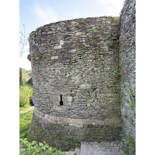 Picture France Rochefort en terre 2026-04 46 - Tour Rochefort en terre
