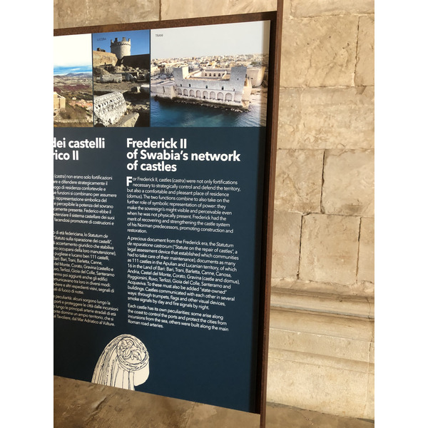Picture Italy Castel del monte 2024-09 45 - Center Castel del monte