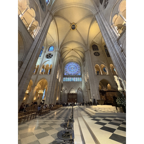 Picture France Paris Notre Dame 2025-03 5 - Tours Notre Dame