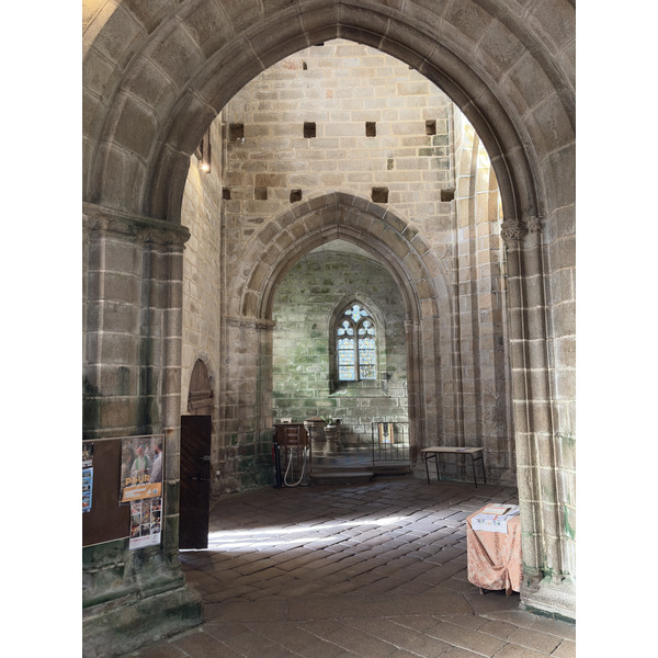 Picture France Locronan 2026-04 131 - Tour Locronan