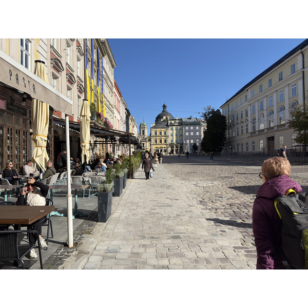 Picture Ukraine Lviv 2024-10 566 - Recreation Lviv