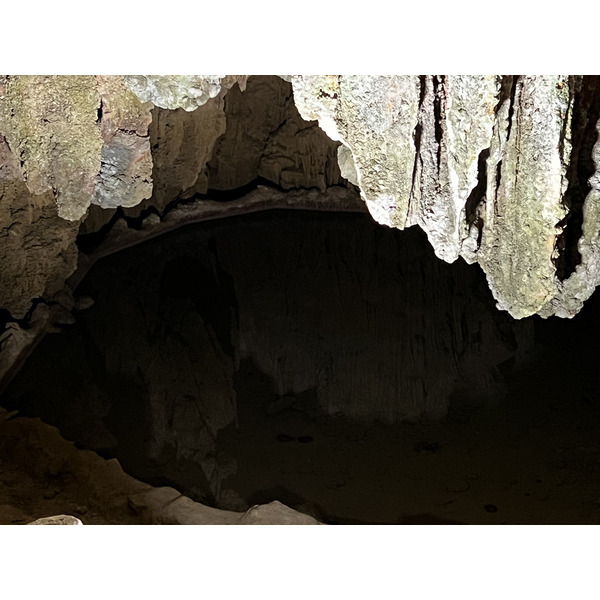 Picture Vietnam Ha Long Bay Sung Sot Cave 2024-01 26 - Discovery Sung Sot Cave