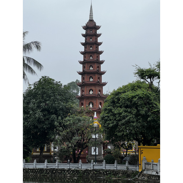 Picture Vietnam Hanoi Tran Quoc Pagoda 2024-01 13 - History Tran Quoc Pagoda