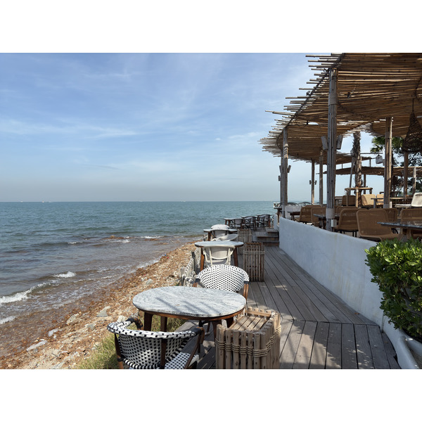 Picture Thailand Pattaya Oxygen Restaurant 2024-12 57 - Discovery Oxygen Restaurant