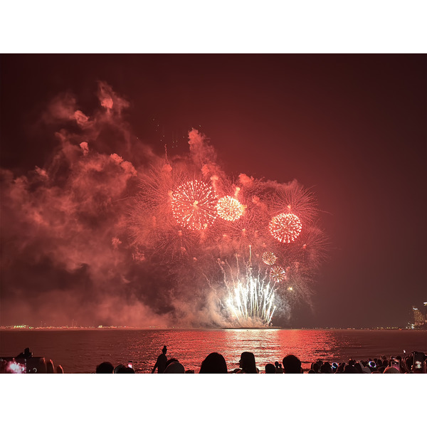 Picture Thailand Pattaya Fireworks 2024-12 69 - Recreation Fireworks