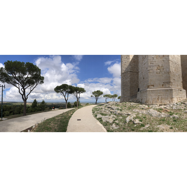 Picture Italy Castel del monte 2024-09 10 - Recreation Castel del monte