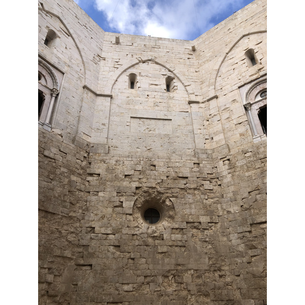 Picture Italy Castel del monte 2024-09 9 - Recreation Castel del monte