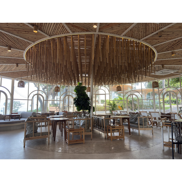 Picture Thailand Pattaya Oxygen Restaurant 2024-12 58 - Discovery Oxygen Restaurant