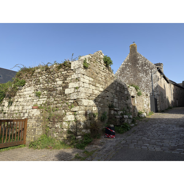 Picture France Locronan 2026-04 16 - Recreation Locronan