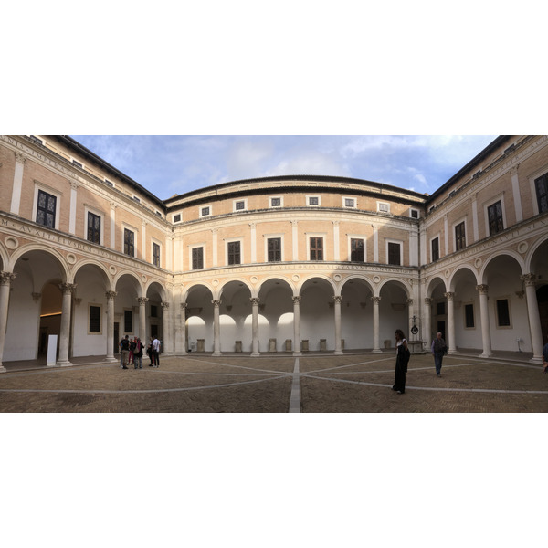 Picture Italy Urbino 2024-09 199 - Center Urbino