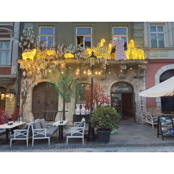 Picture Ukraine Lviv 2025-04 275 - Discovery Lviv
