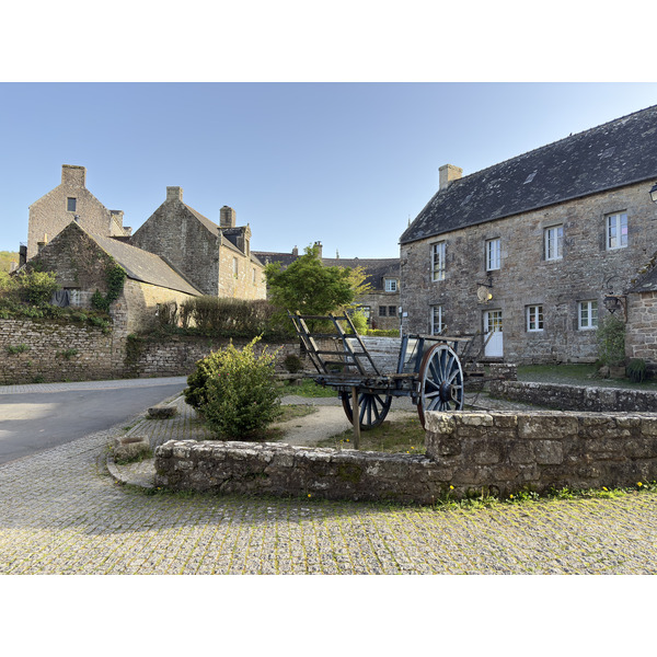 Picture France Locronan 2026-04 39 - Around Locronan
